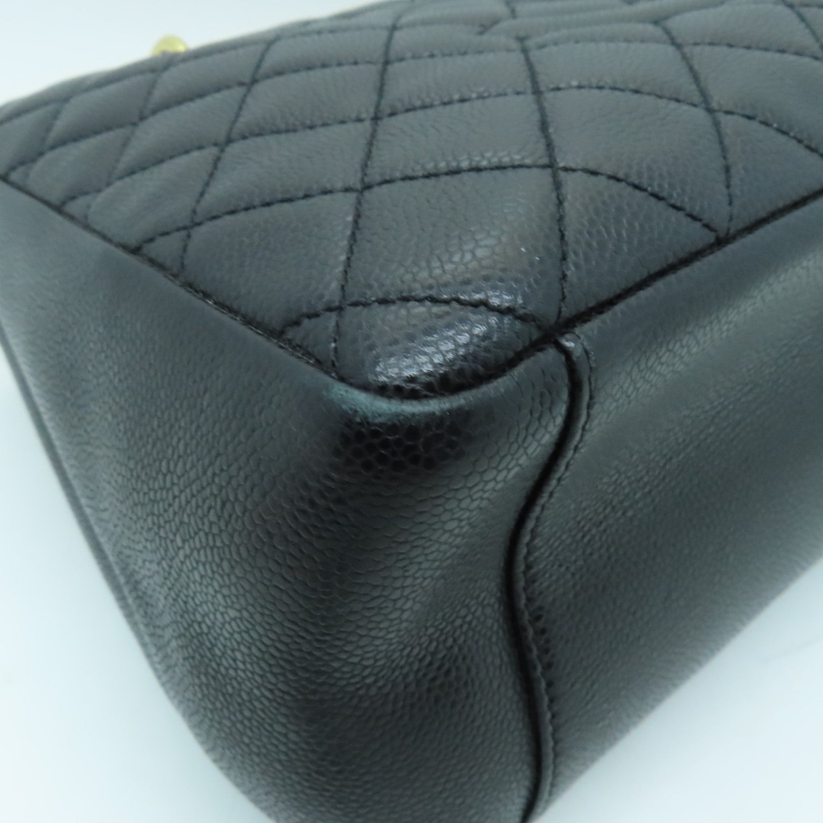 CHANEL 菱格Caviar皮革GST金扣手挽袋黑色
