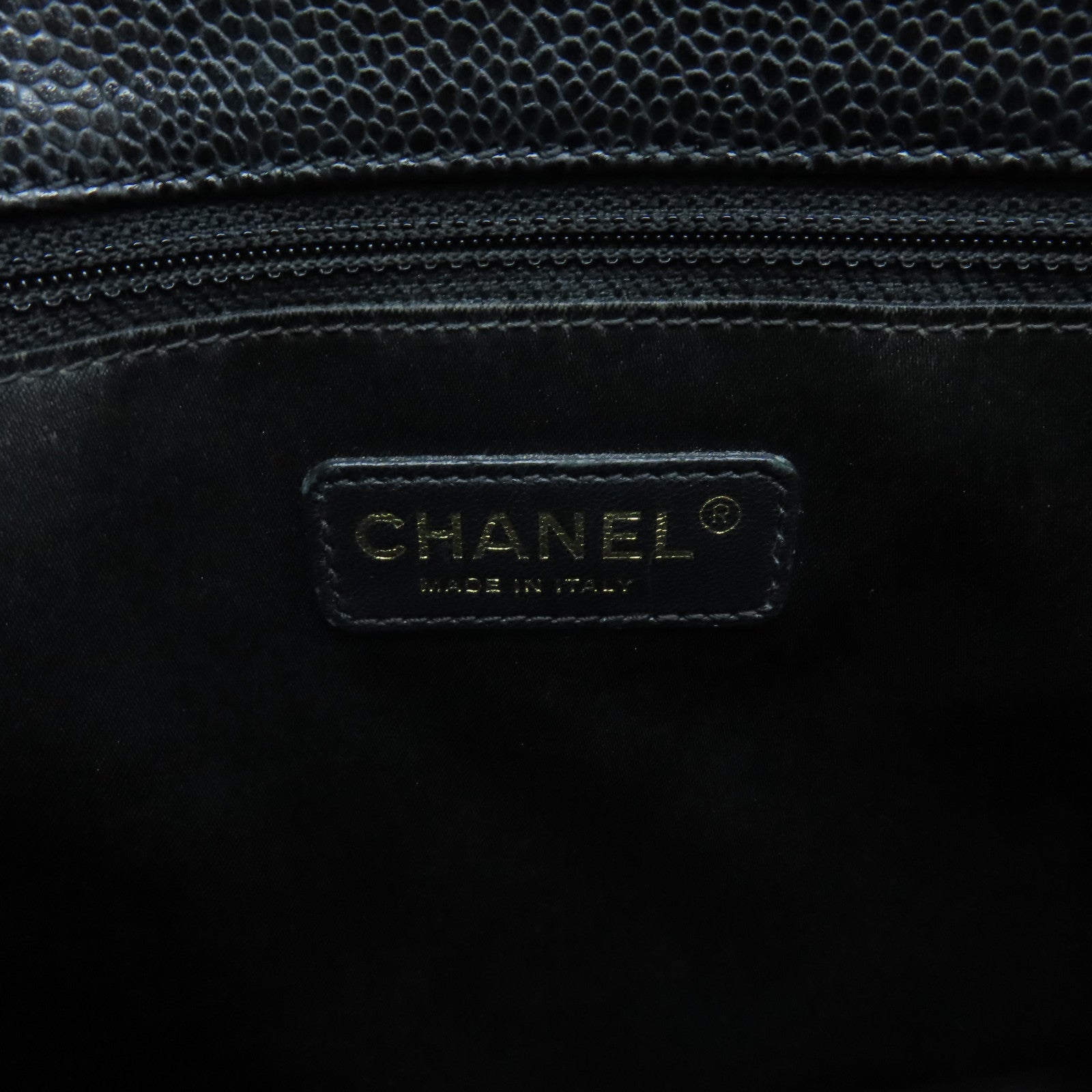 CHANEL 菱格Caviar皮革GST金扣手挽袋黑色