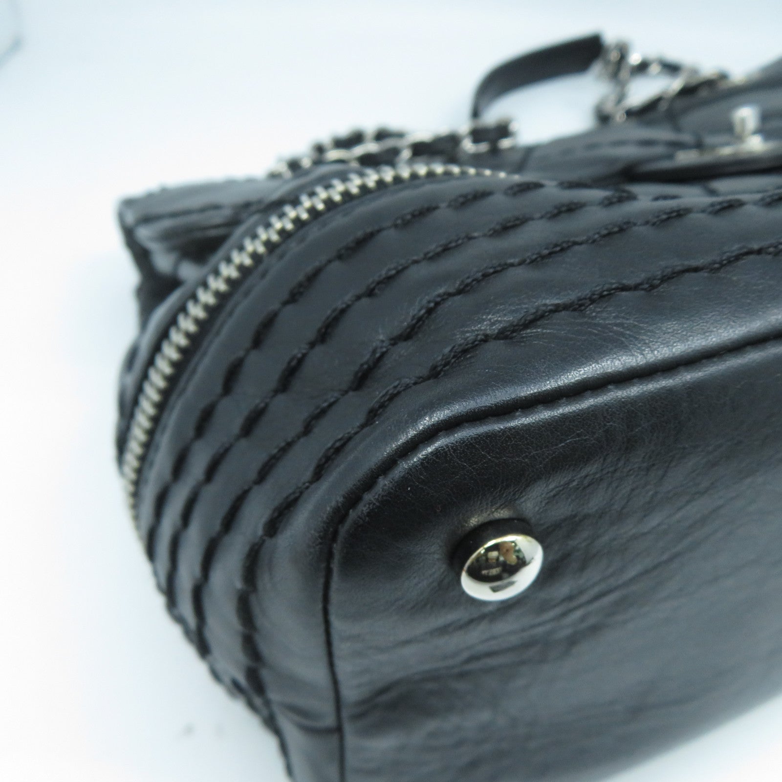 CHANEL 菱格牛皮皮革Chain Shoulder Bag銀扣鏈帶肩背袋黑色