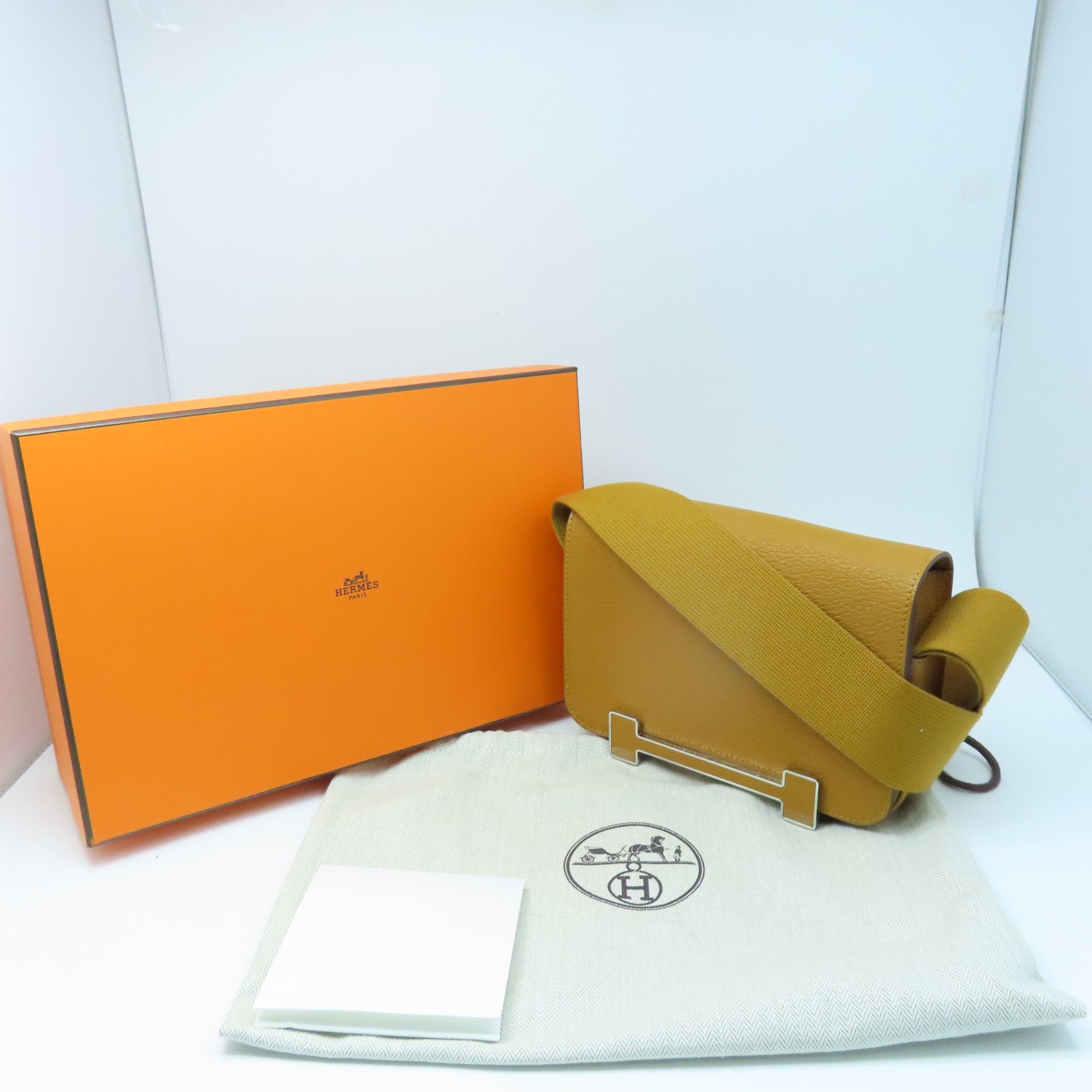 HERMES Chevre皮革Geta銀扣肩背袋焦糖色