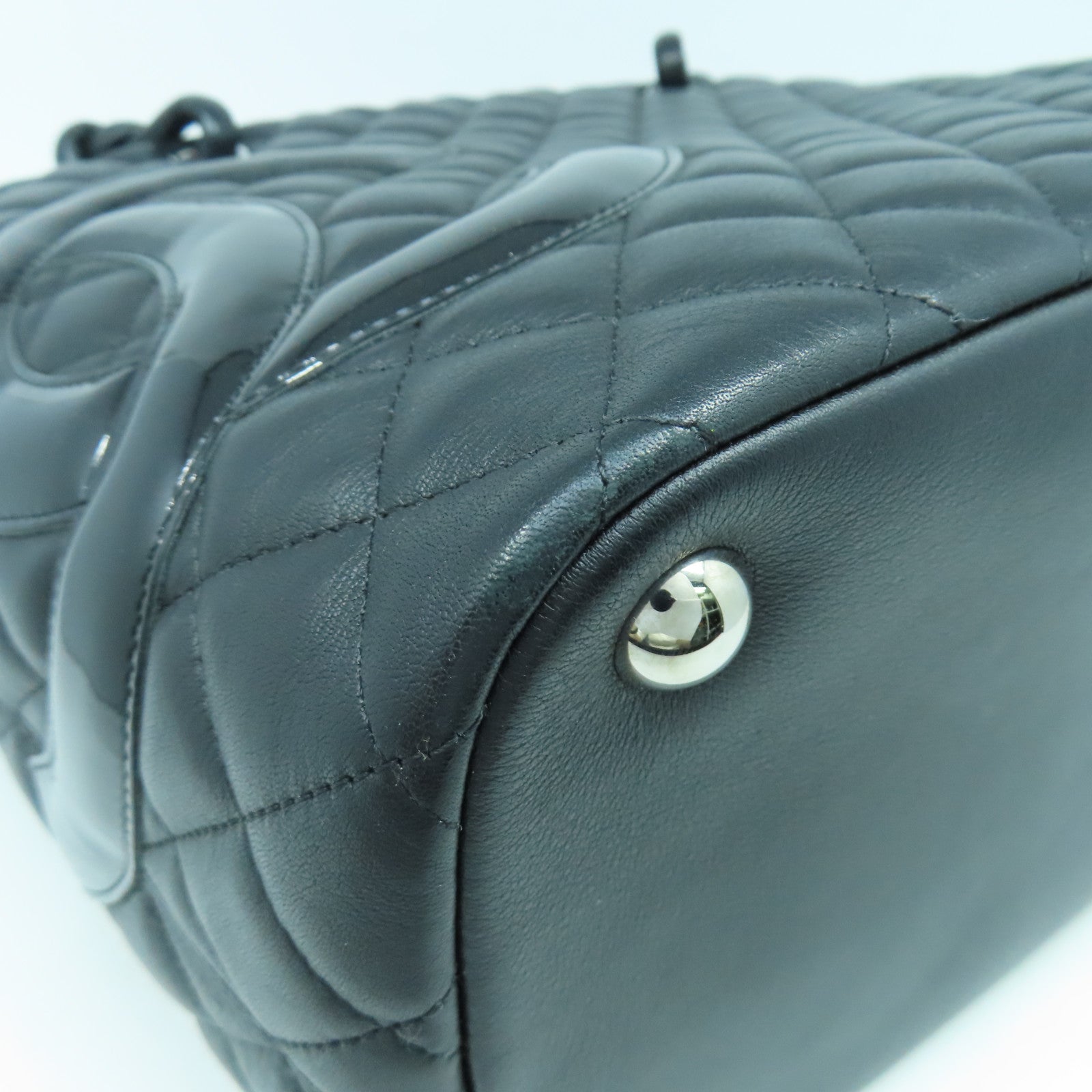 CHANEL 菱格牛皮皮革Cambon Line Totebag銀扣肩背袋黑色