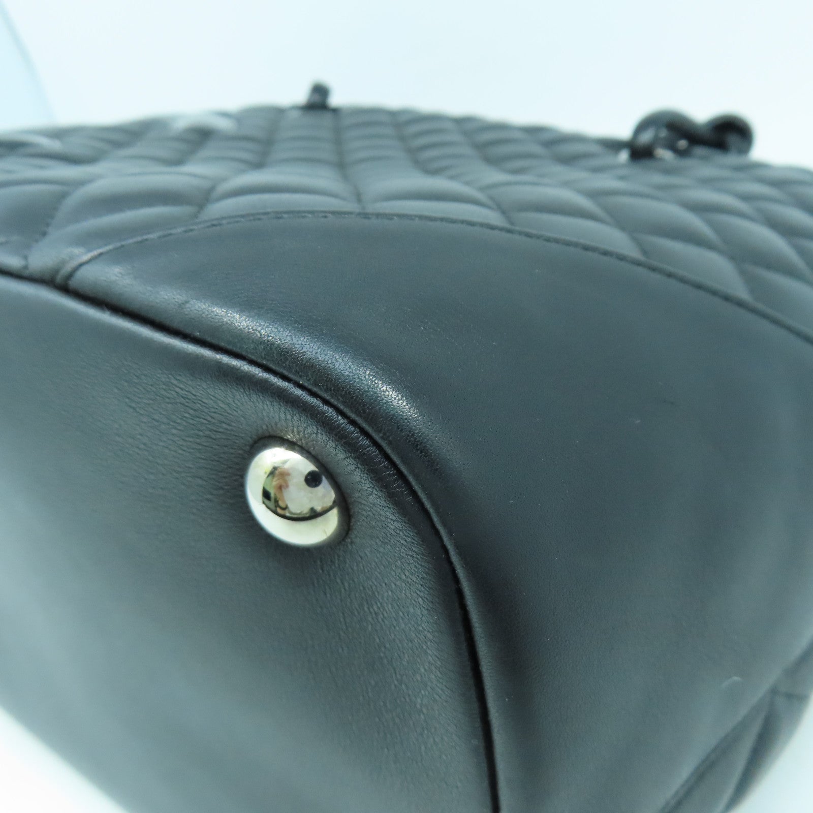 CHANEL 菱格牛皮皮革Cambon Line Totebag銀扣肩背袋黑色
