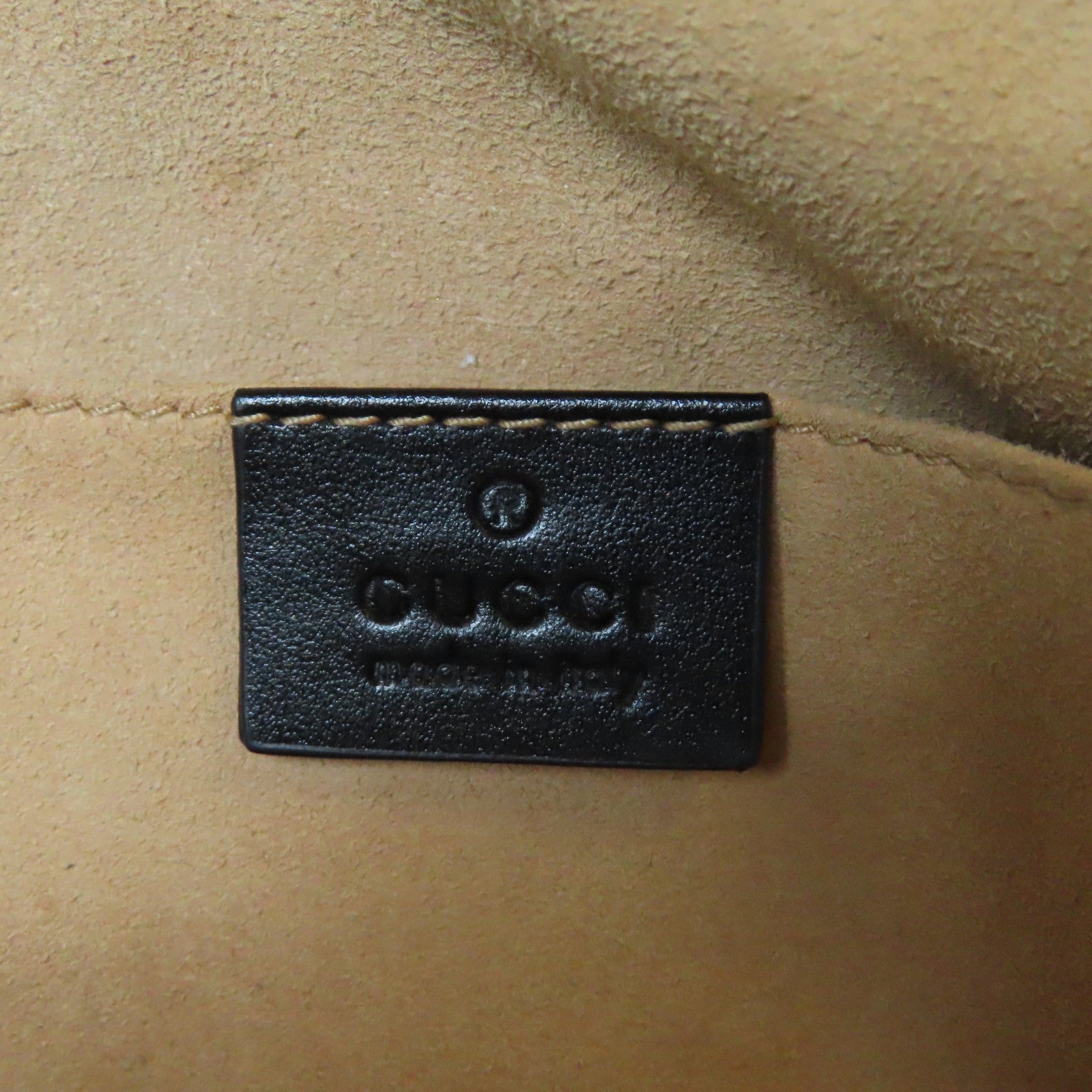 GUCCI 牛皮皮革GG Marmont金扣肩背袋黑色