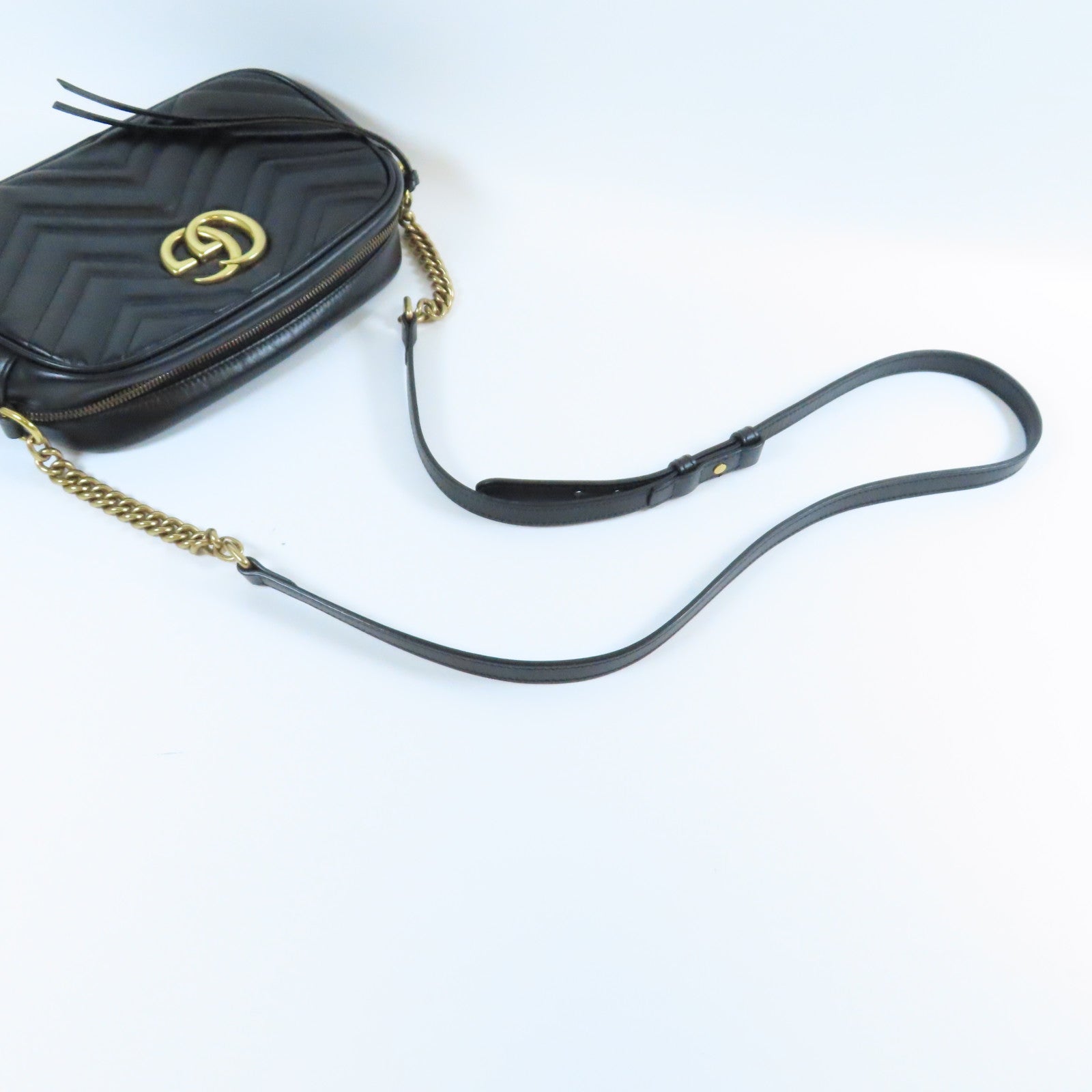 GUCCI 牛皮皮革GG Marmont金扣肩背袋黑色