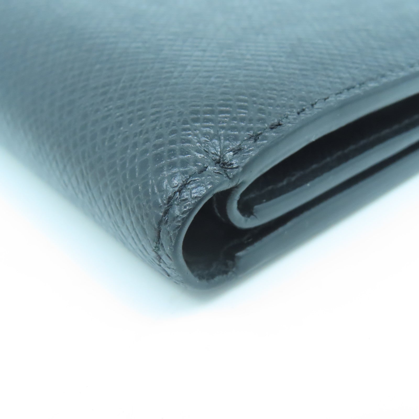 LOUIS VUITTON Taiga Amerigo Wallet銀扣錢包黑色