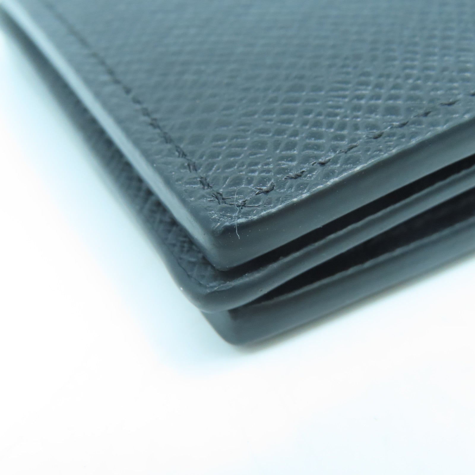 LOUIS VUITTON Taiga Amerigo Wallet銀扣錢包黑色