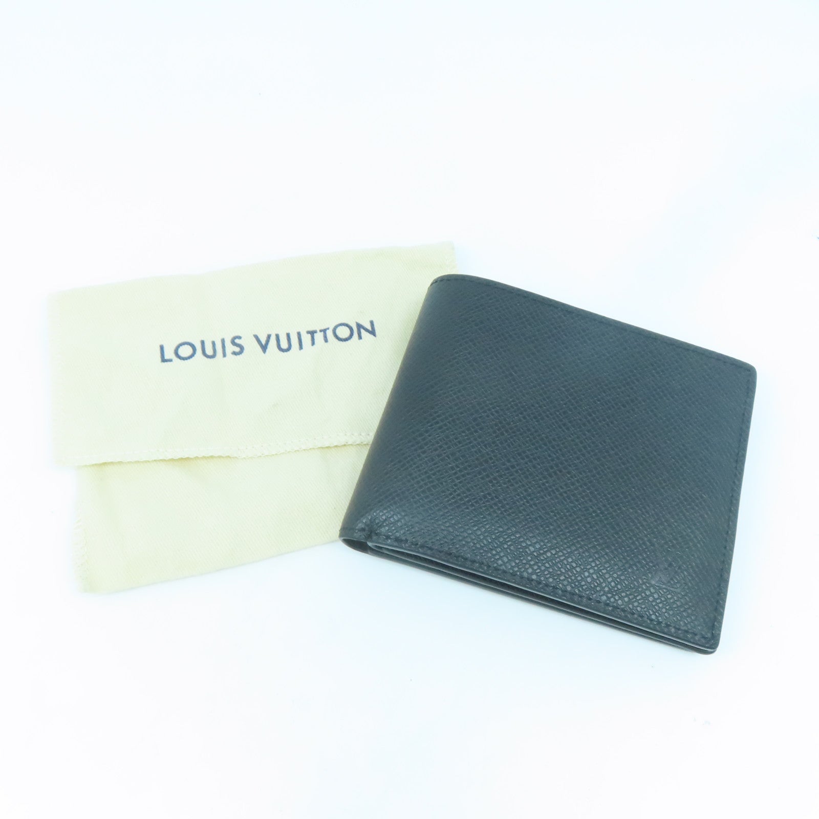 LOUIS VUITTON Taiga Amerigo Wallet銀扣錢包黑色