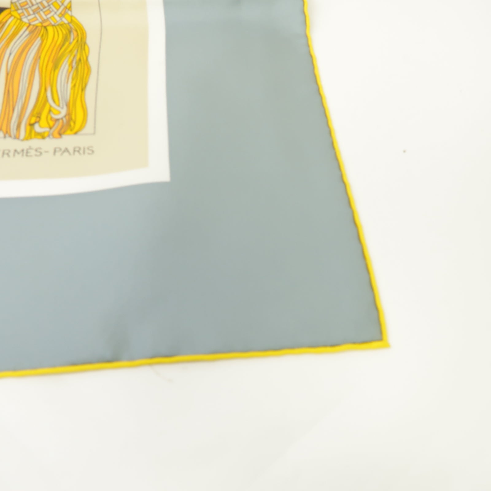HERMES 絲質Scarf絲巾灰色/黃色