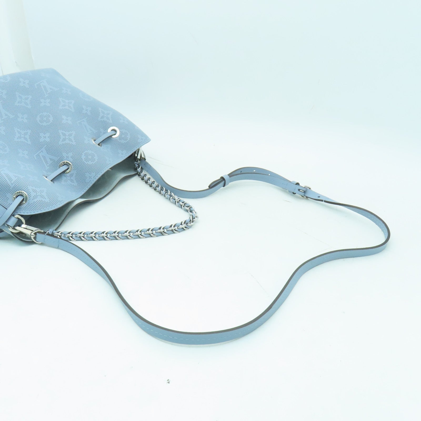LOUIS VUITTON Mahina Bella Mahina銀扣手挽肩背兩用袋藍色