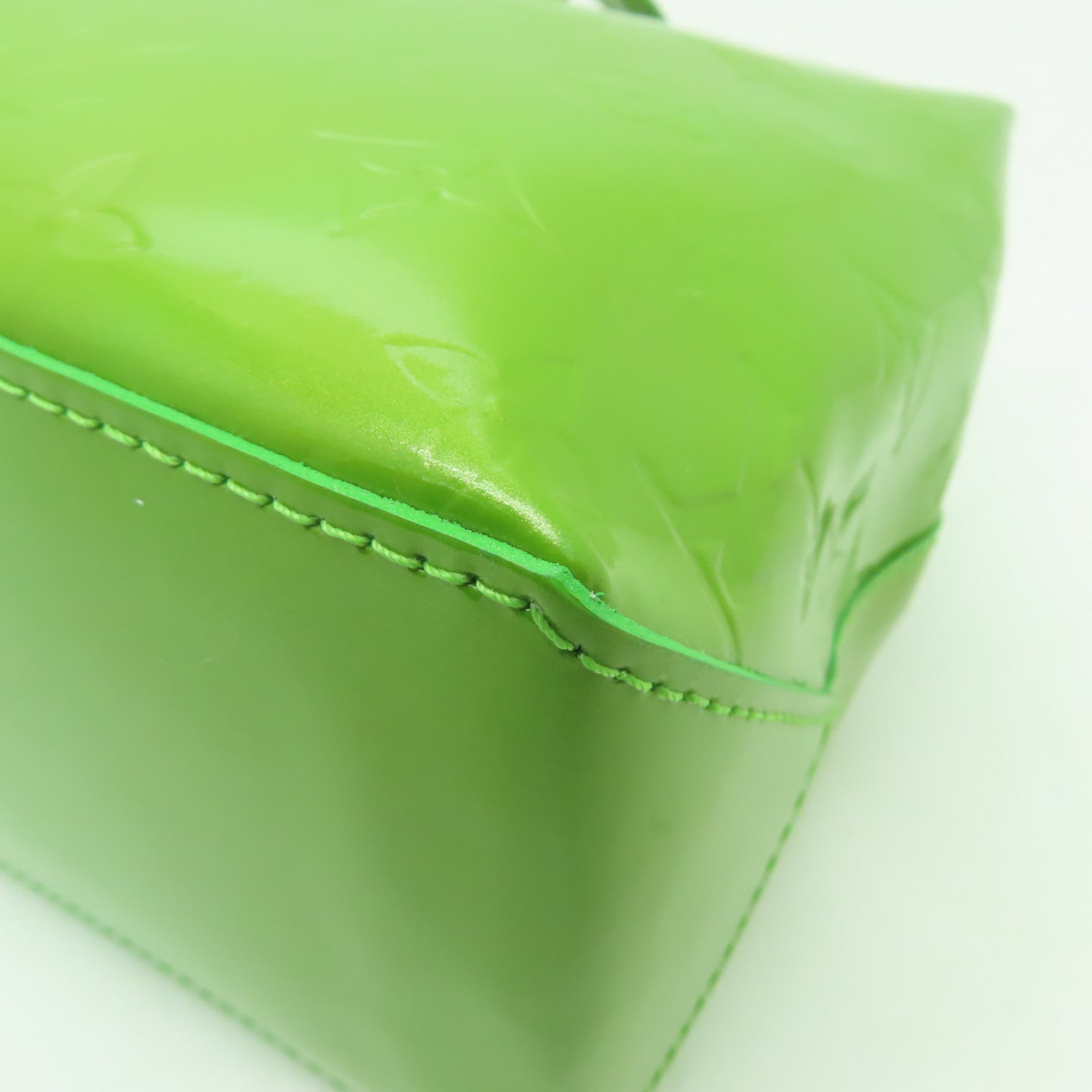 LOUIS VUITTON Monogram Vernis Wilshire PM金扣手挽袋綠色