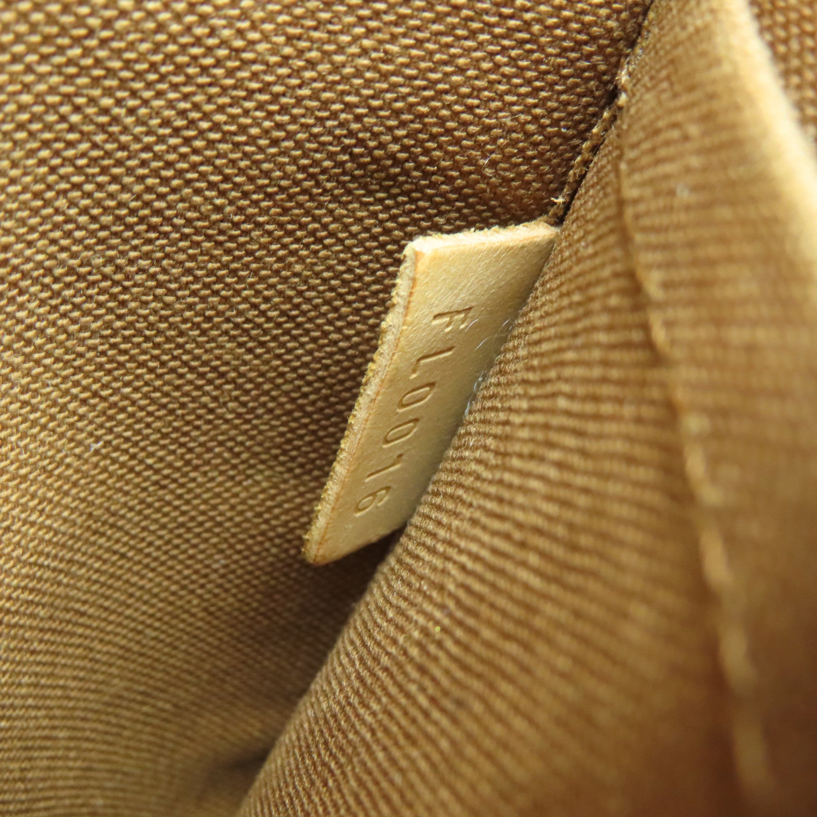 LOUIS VUITTON Monogram Popincort Haut金扣肩背袋啡色
