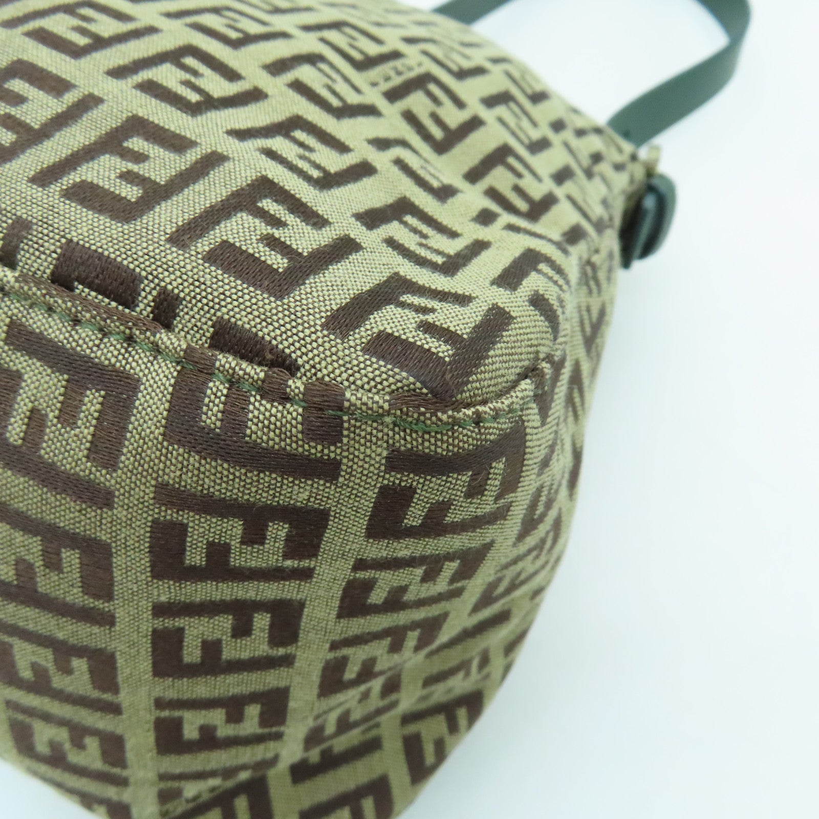 FENDI 帆布Shoulder Bag金扣肩背袋棕色/綠色