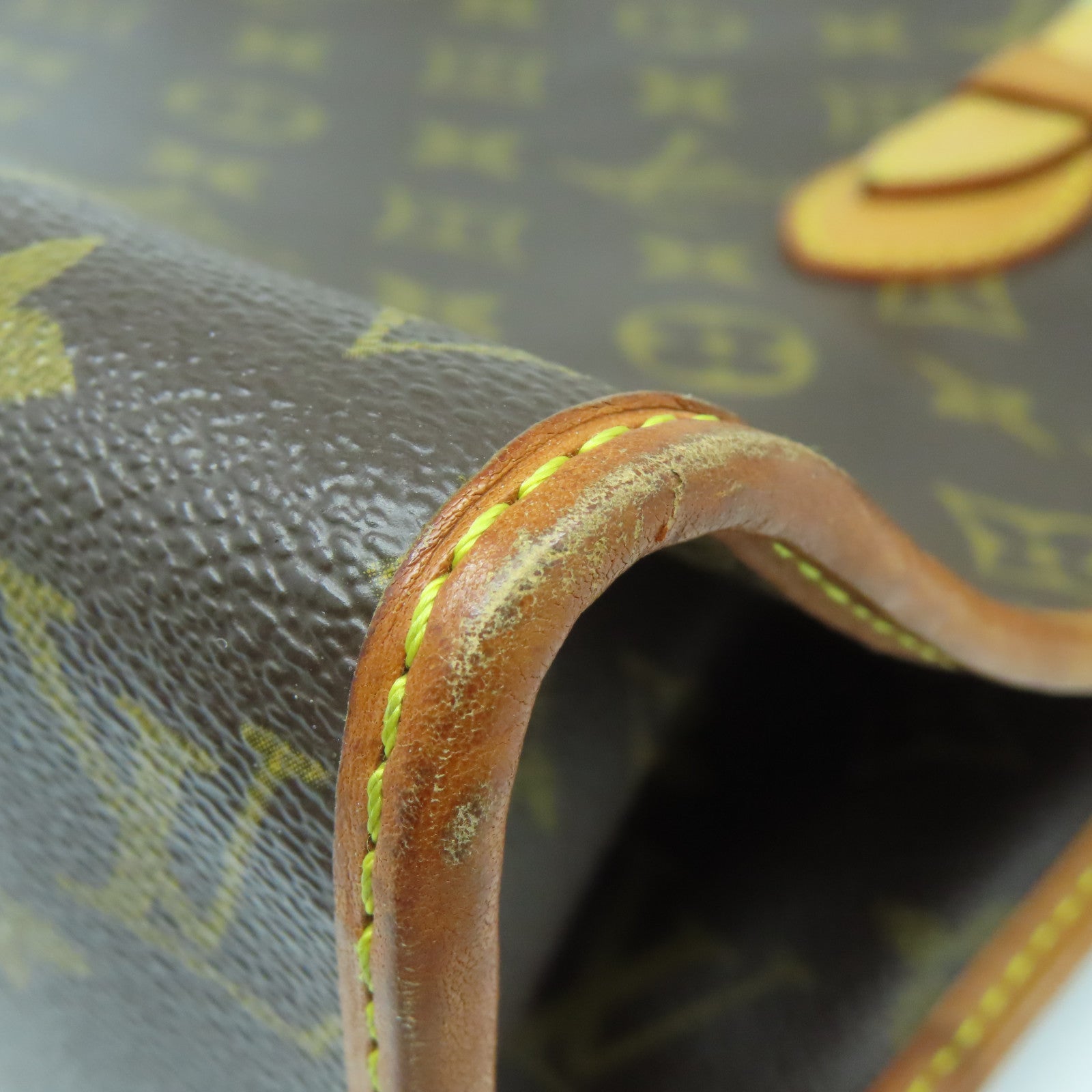 LOUIS VUITTON Monogram Popincort Haut金扣肩背袋啡色