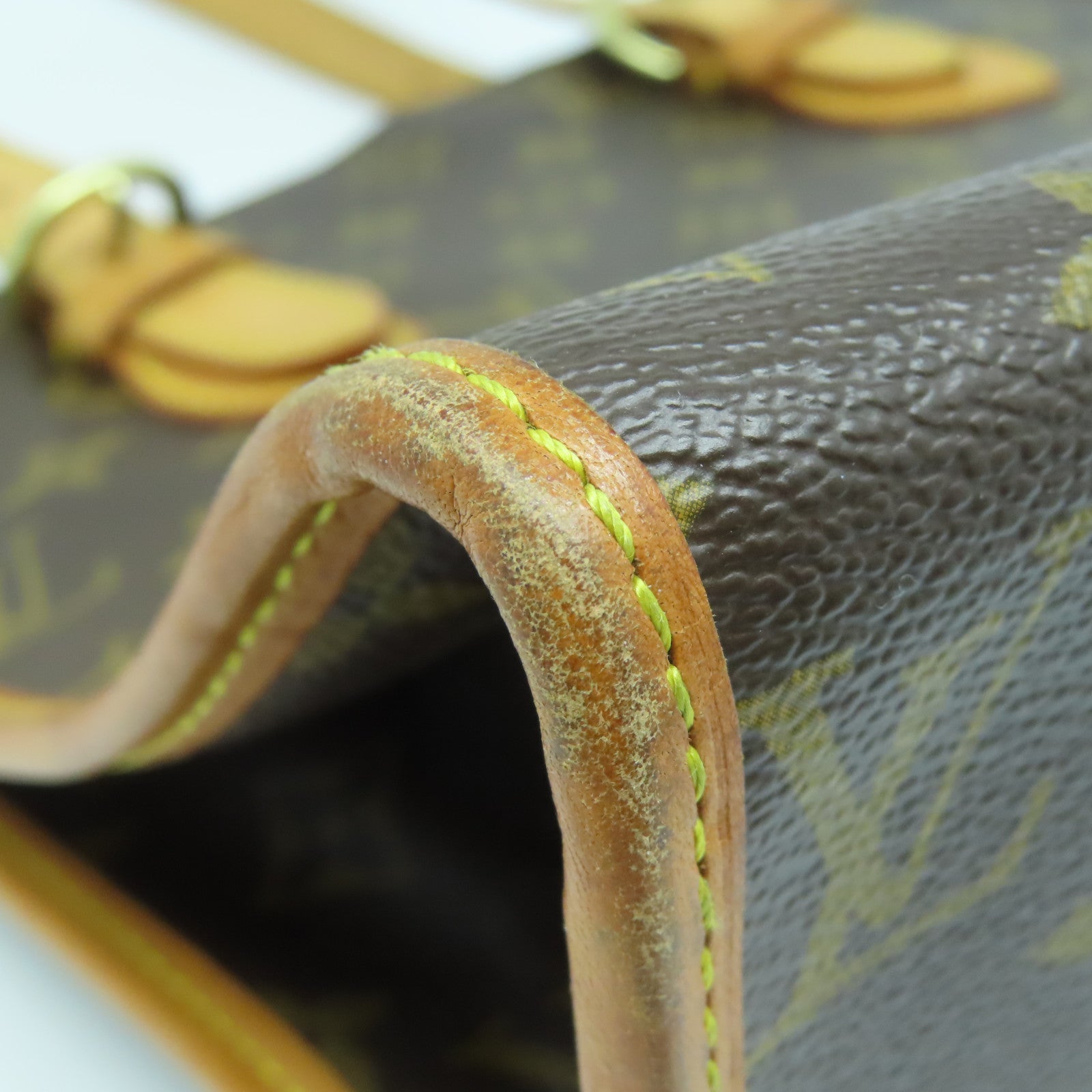 LOUIS VUITTON Monogram Popincort Haut金扣肩背袋啡色