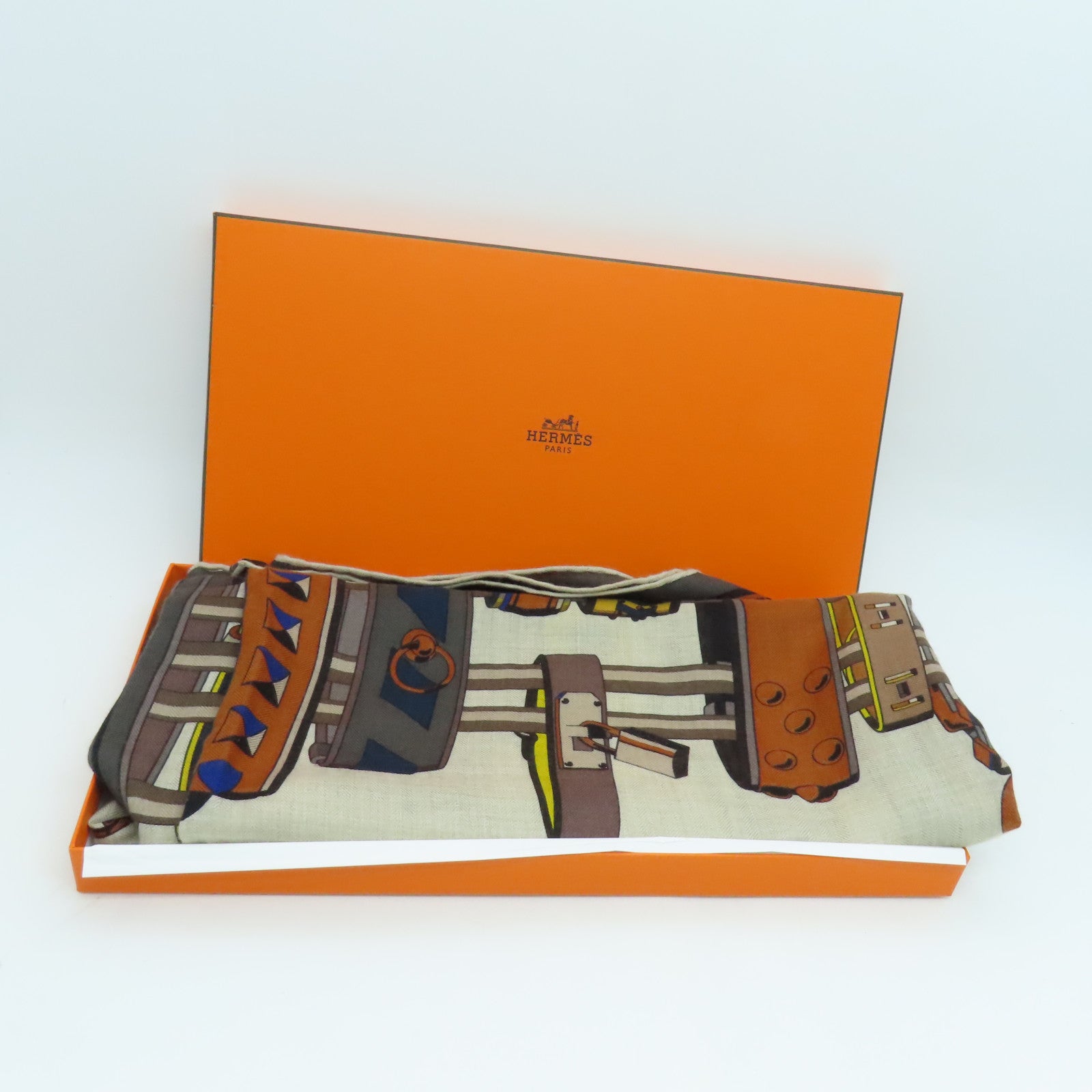 HERMES Cashmere Silk Scarf 140x140 Multicolor