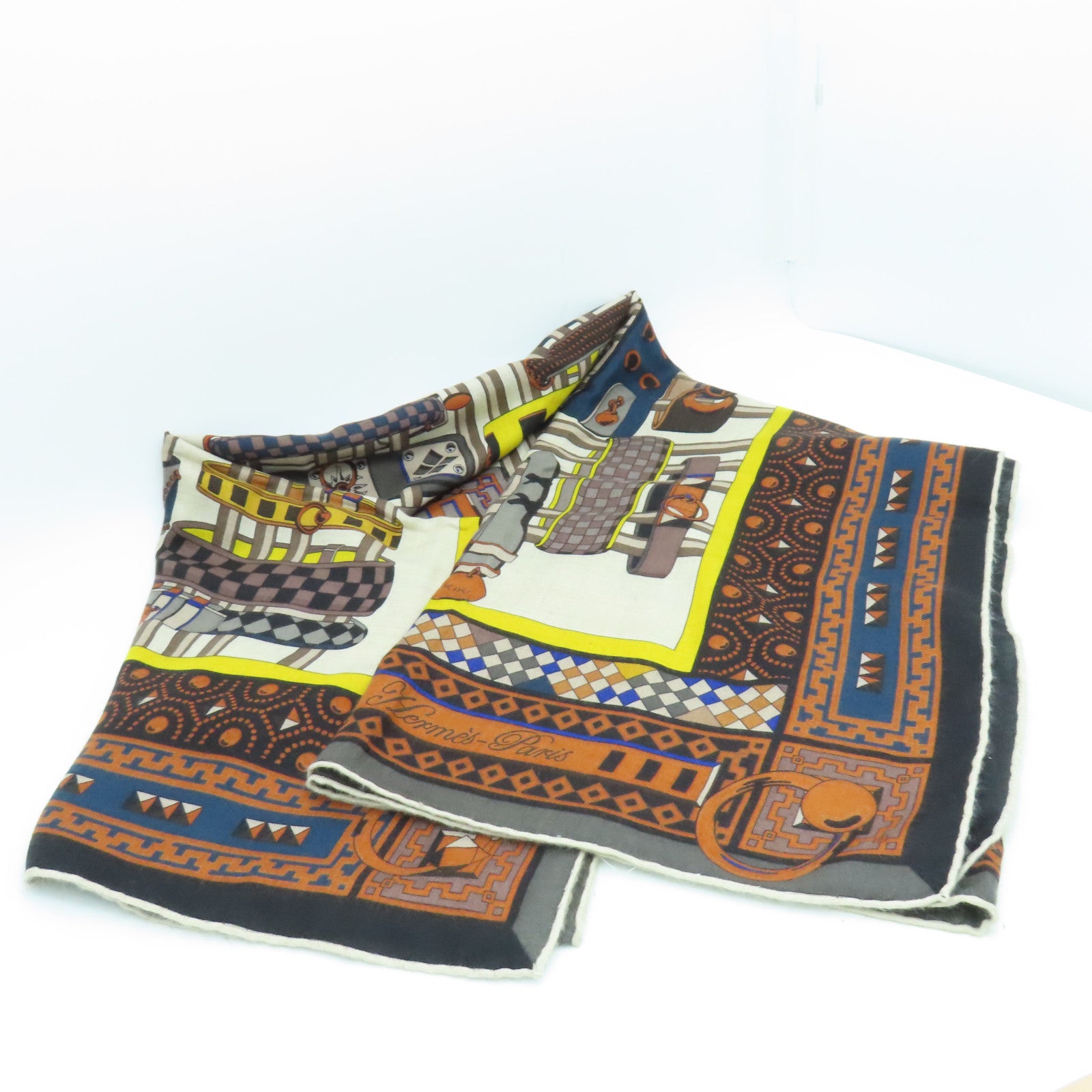 HERMES Cashmere Silk Scarf 140x140 Multicolor