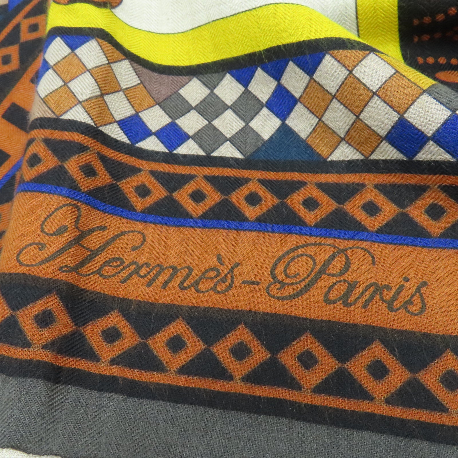 HERMES Cashmere Silk Scarf 140x140 Multicolor