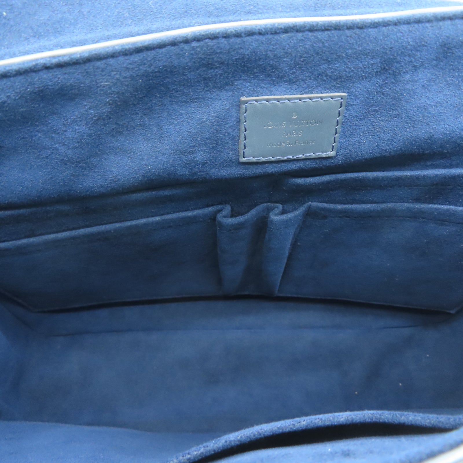 LOUIS VUITTON Epi皮革Christopher Messenger银扣肩背袋黑色