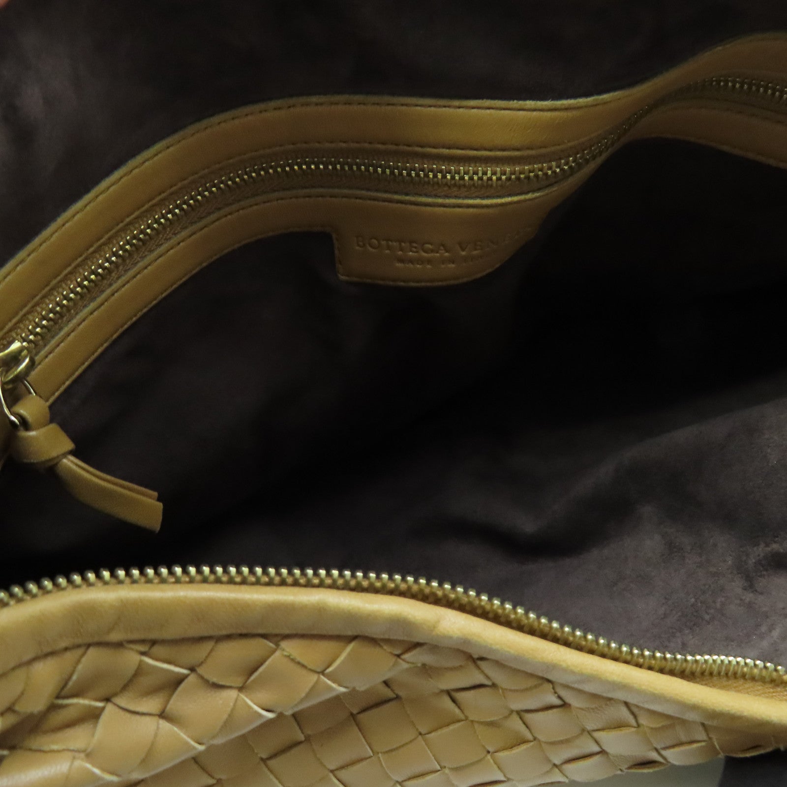 BOTTEGA VENETA 織紋皮革Shoulder Bag金扣肩背袋啡色