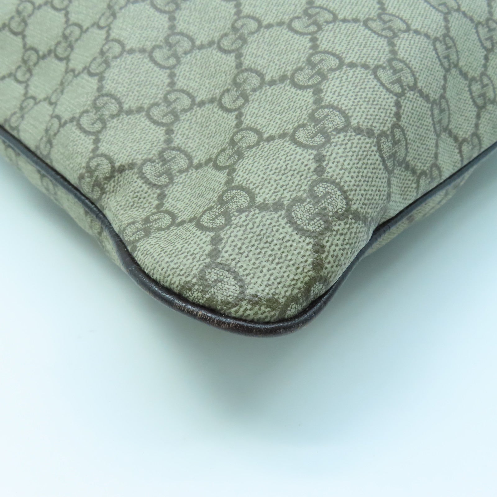 GUCCI coated canvas Hand Bag silver buckle handle bag brown