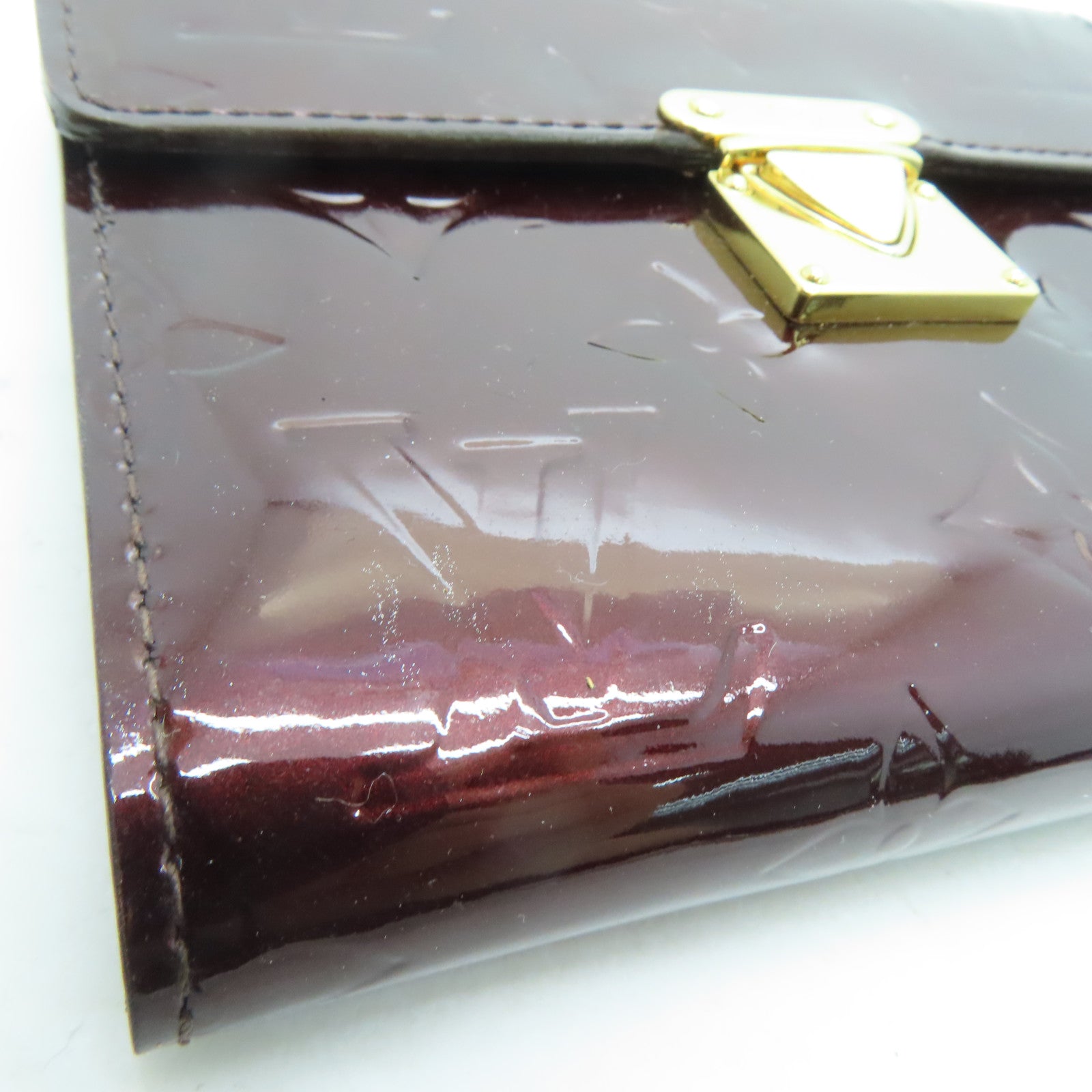 LOUIS VUITTON Monogram Vernis Koala金扣钱包酒红色