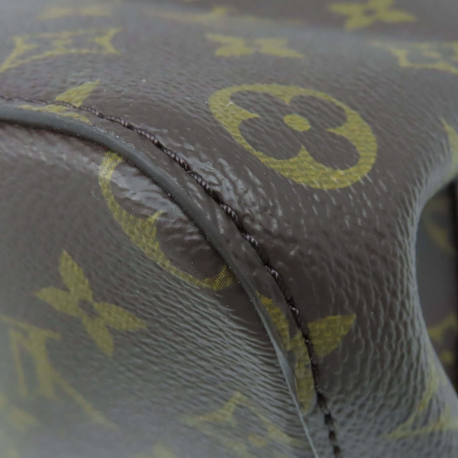 LOUIS VUITTON Monogram Neo Noe MM Shoulder Bag肩背袋啡色/紅色