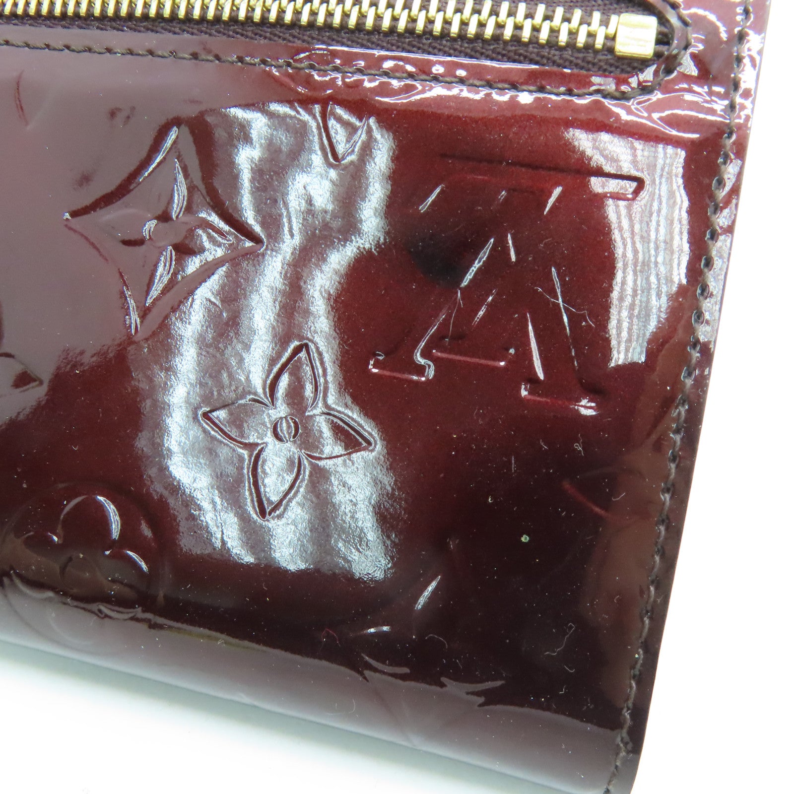 LOUIS VUITTON Monogram Vernis Koala金扣钱包酒红色