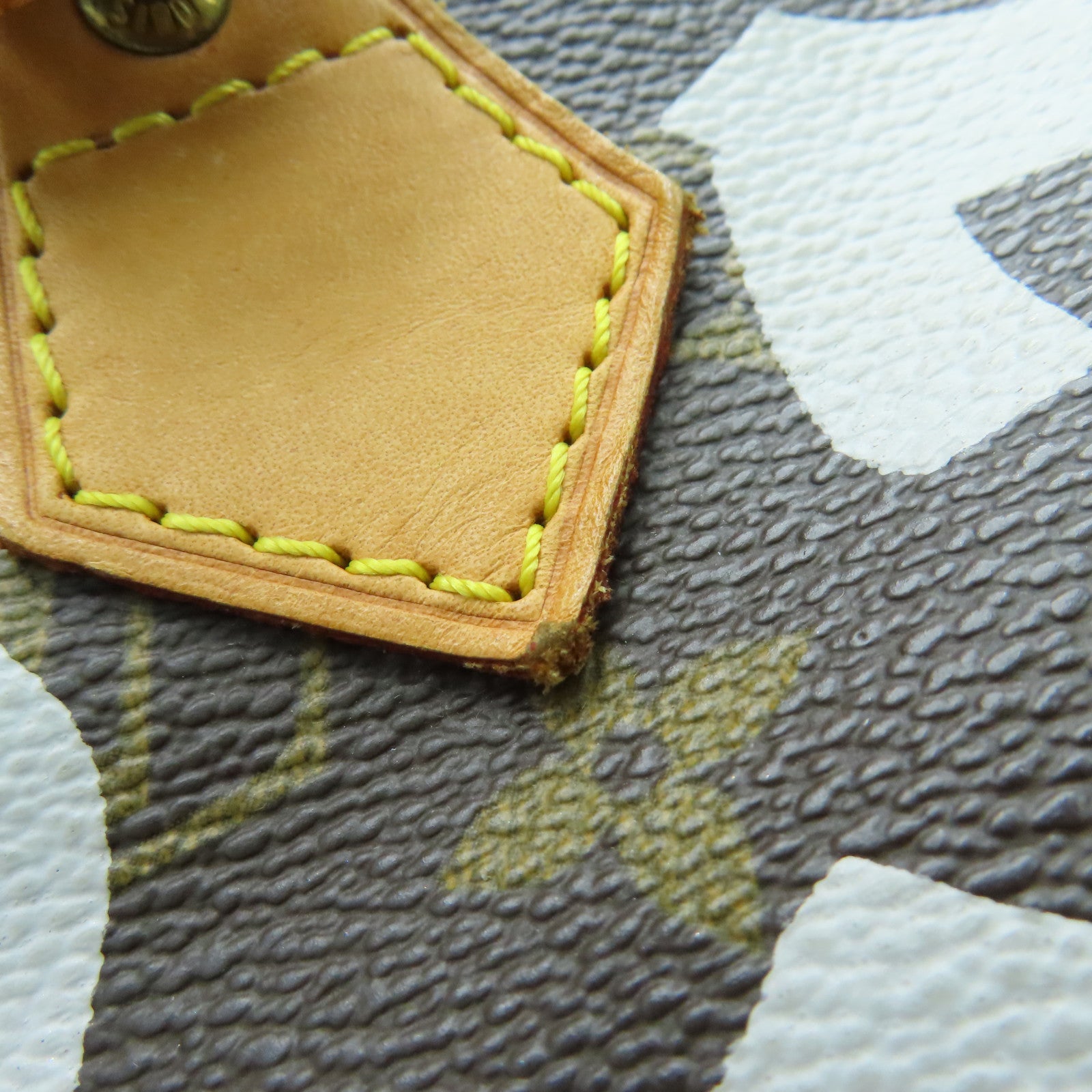 LOUIS VUITTON Monogram Graffiti Speedy 30金扣手挽袋啡色/白色