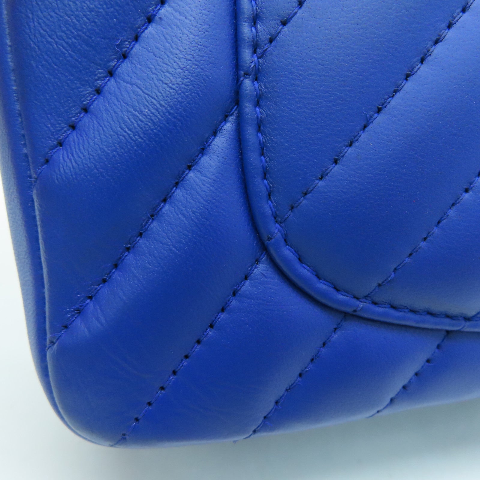 CHANEL twill sheepskin Classi Flap 20cm Chain Shoulder silver buckle chain shoulder bag blue