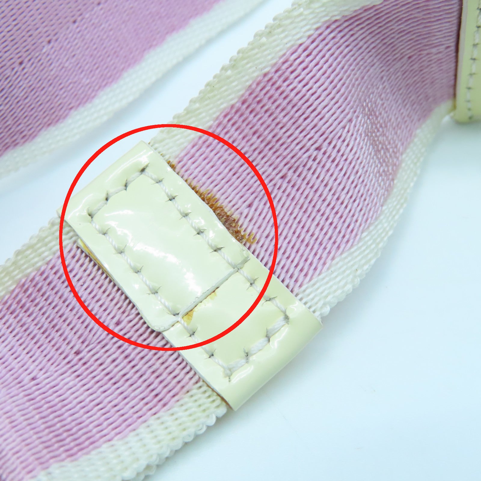 Dior 涂层皮革Shoulder Bag银扣肩背袋粉红色白色