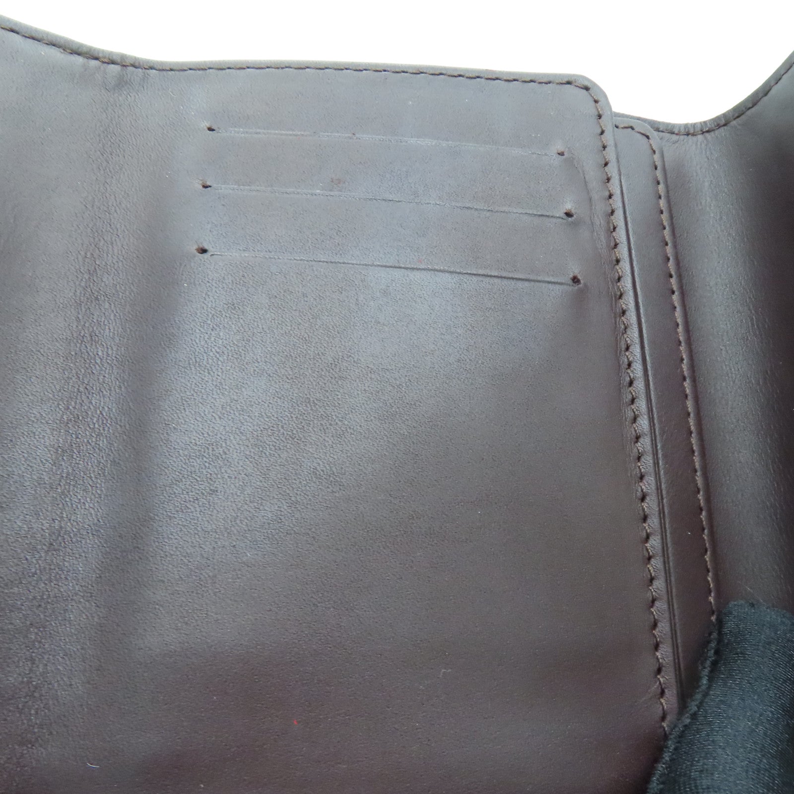 LOUIS VUITTON Monogram Vernis Koala金扣钱包酒红色