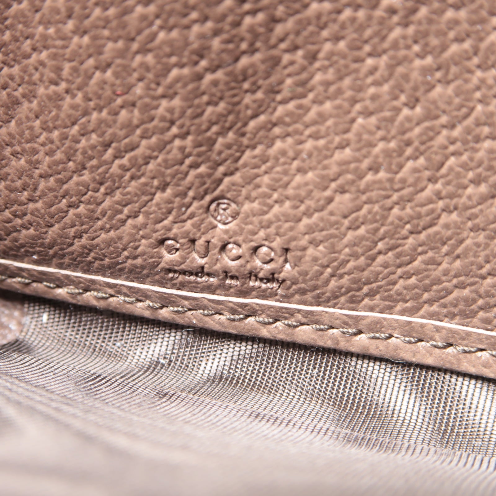 GUCCI 塗層帆布Zipped Long Wallet金扣長錢包棕色