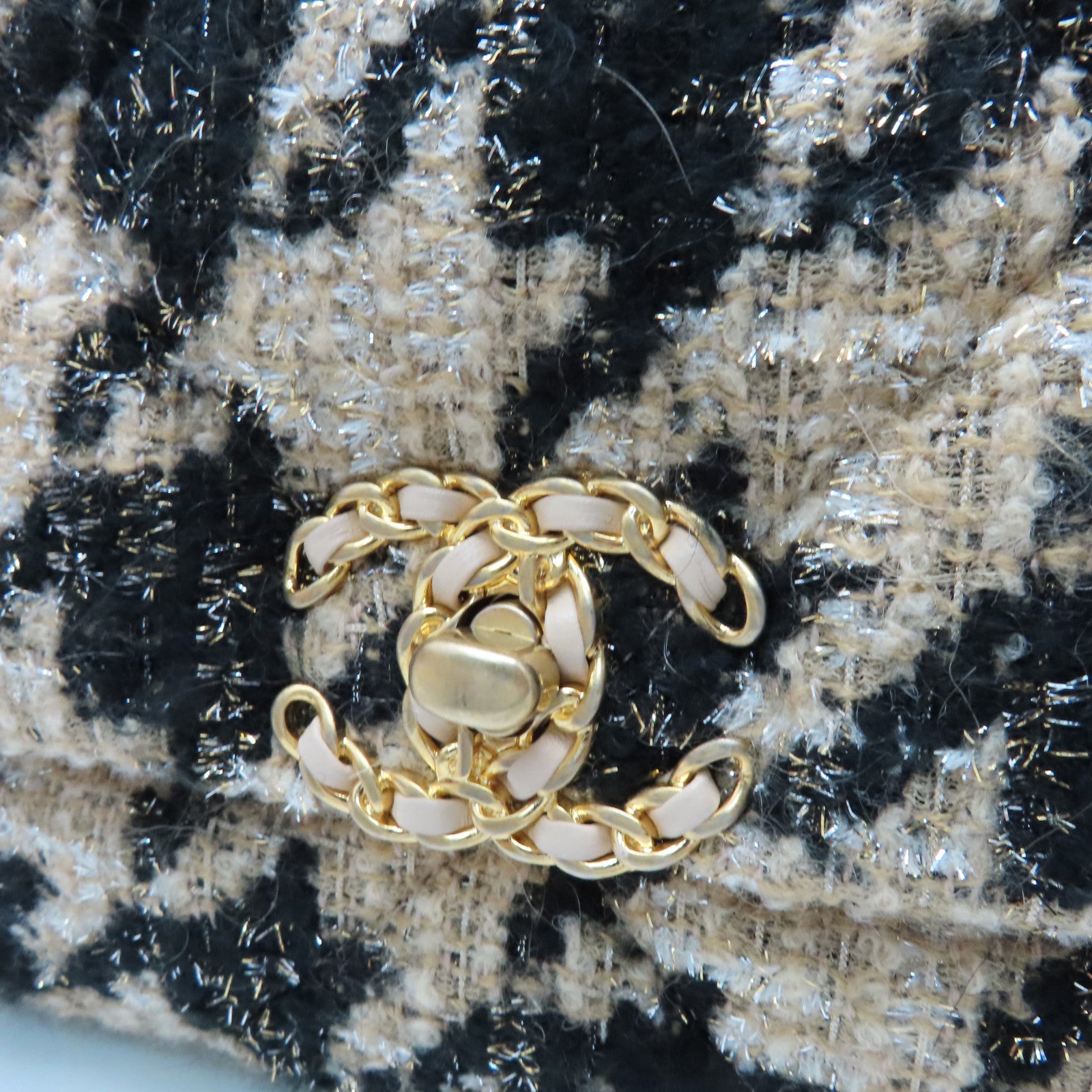 CHANEL rhombic tweed Maxi 19 gold and silver buckle chain shoulder bag black beige