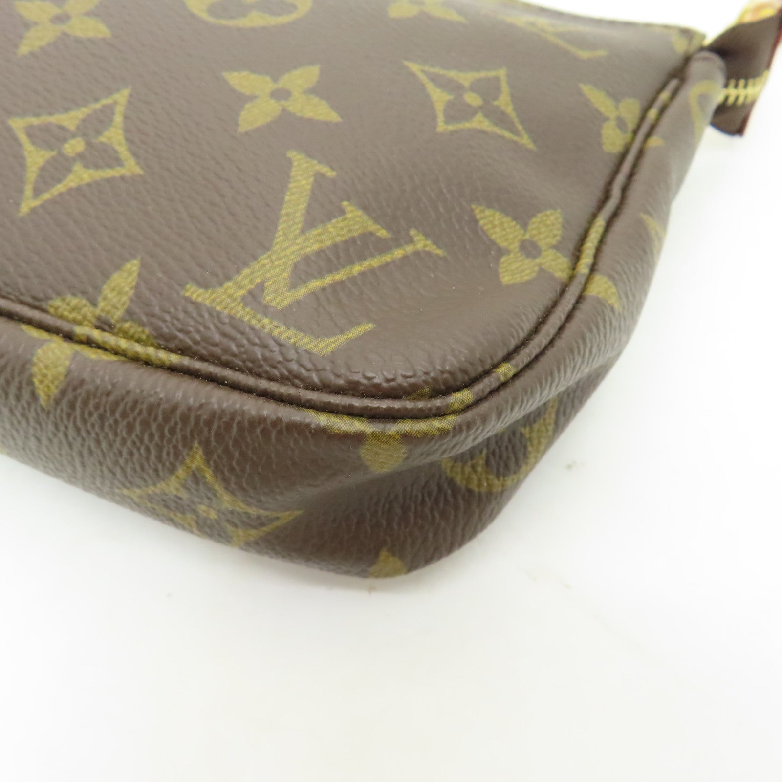 LOUIS VUITTON Monogram Pochette Accessoires金扣手提包啡色