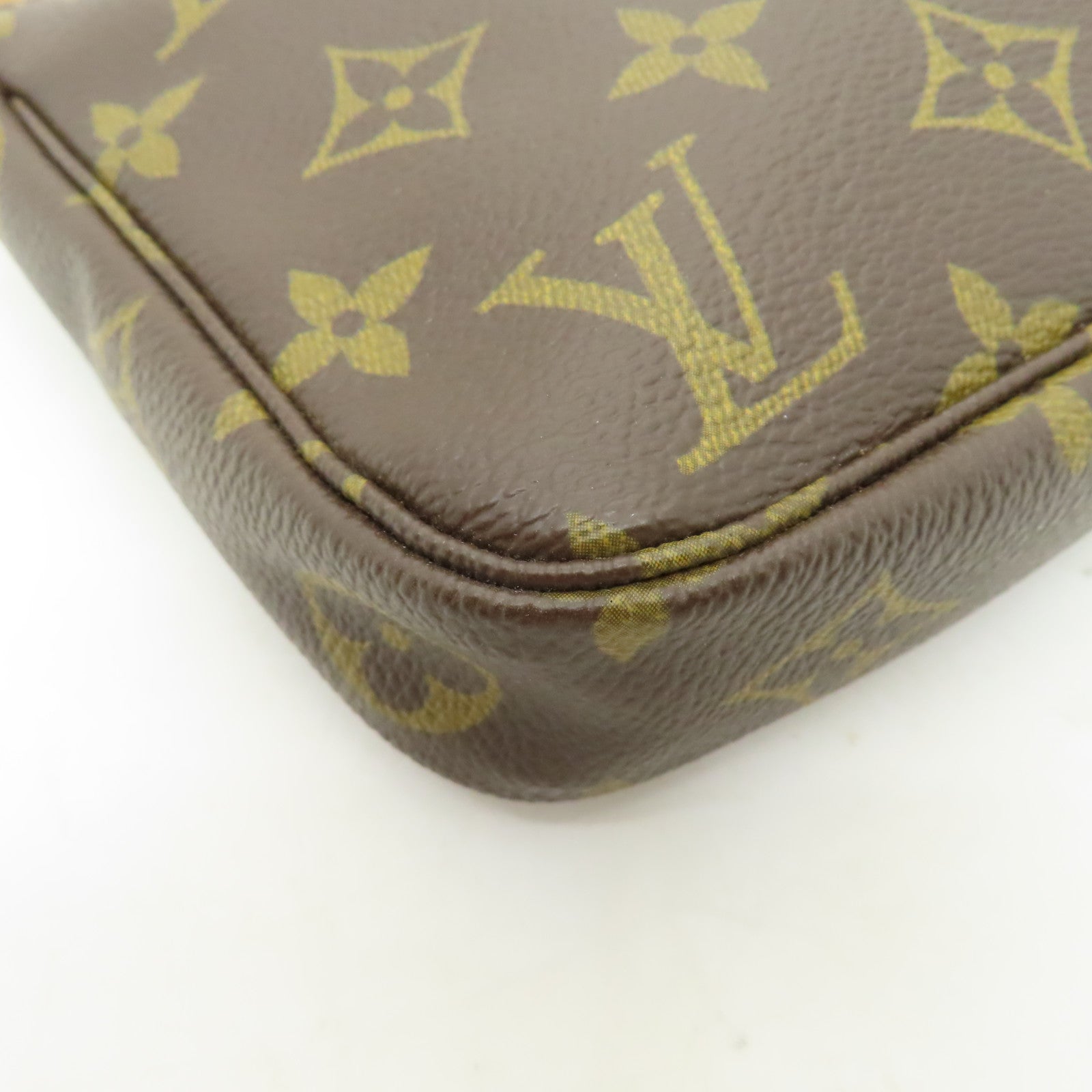 LOUIS VUITTON Monogram Pochette Accessoires金扣手提包啡色