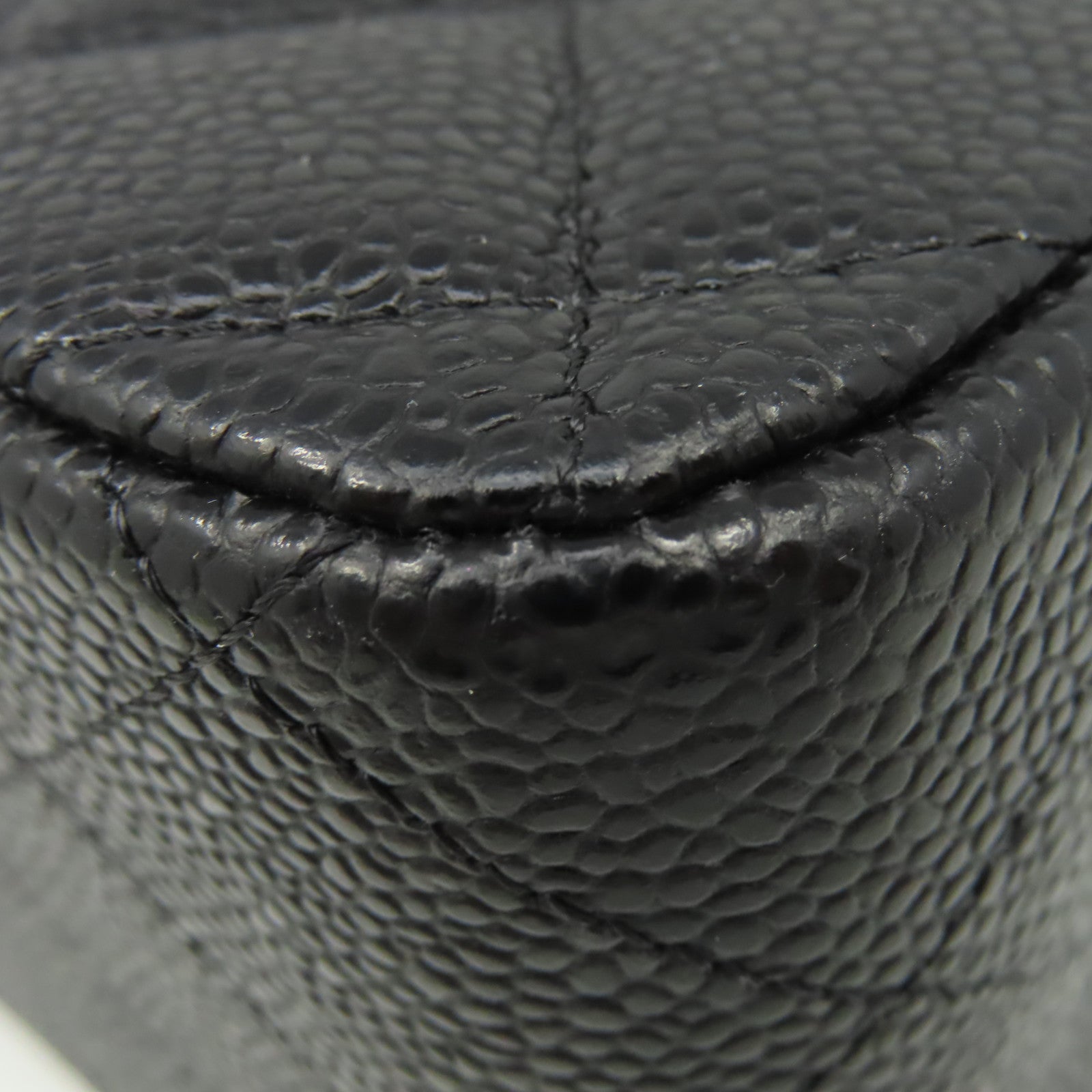 CHANEL 菱格Caviar皮革Jumbo Shoulder Bag金扣鏈帶肩背袋黑色