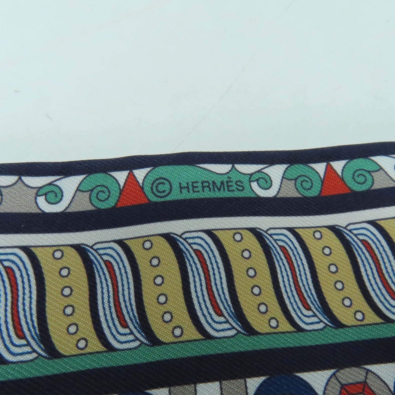 HERMES 絲質Twilly絲巾白色/藍色/彩色