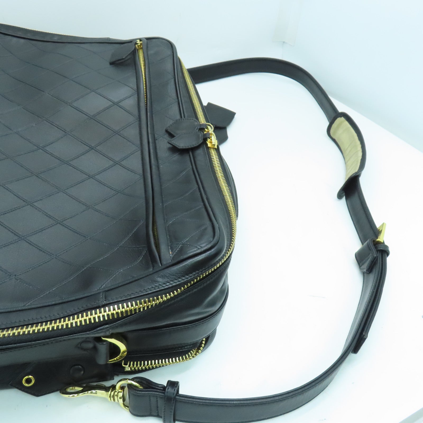 CHANEL 菱格牛皮皮革Travel Bag金扣旅行袋黑色