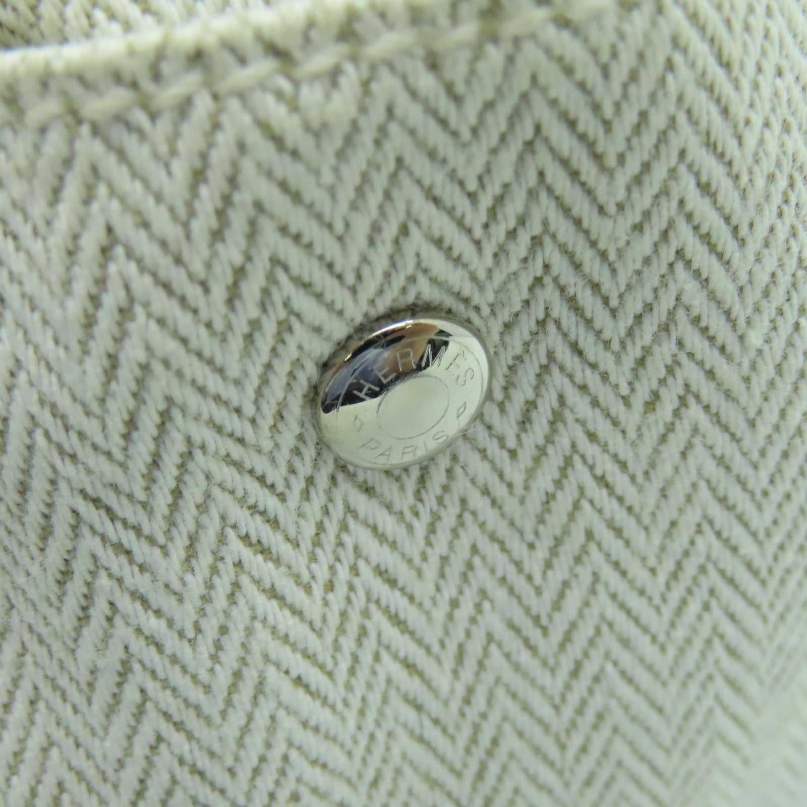 HERMES 帆布Dust Bag銀扣手拿包白色/棕色