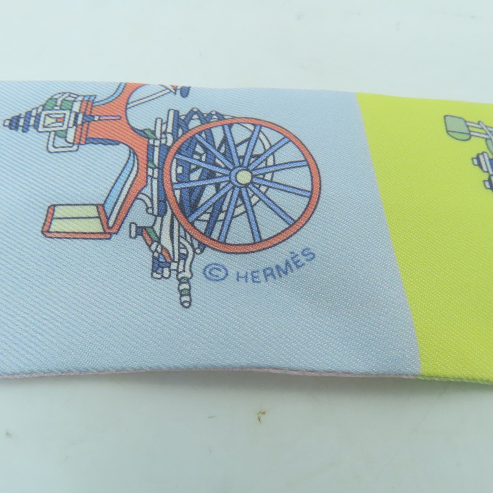 HERMES 絲質Twilly絲巾彩色