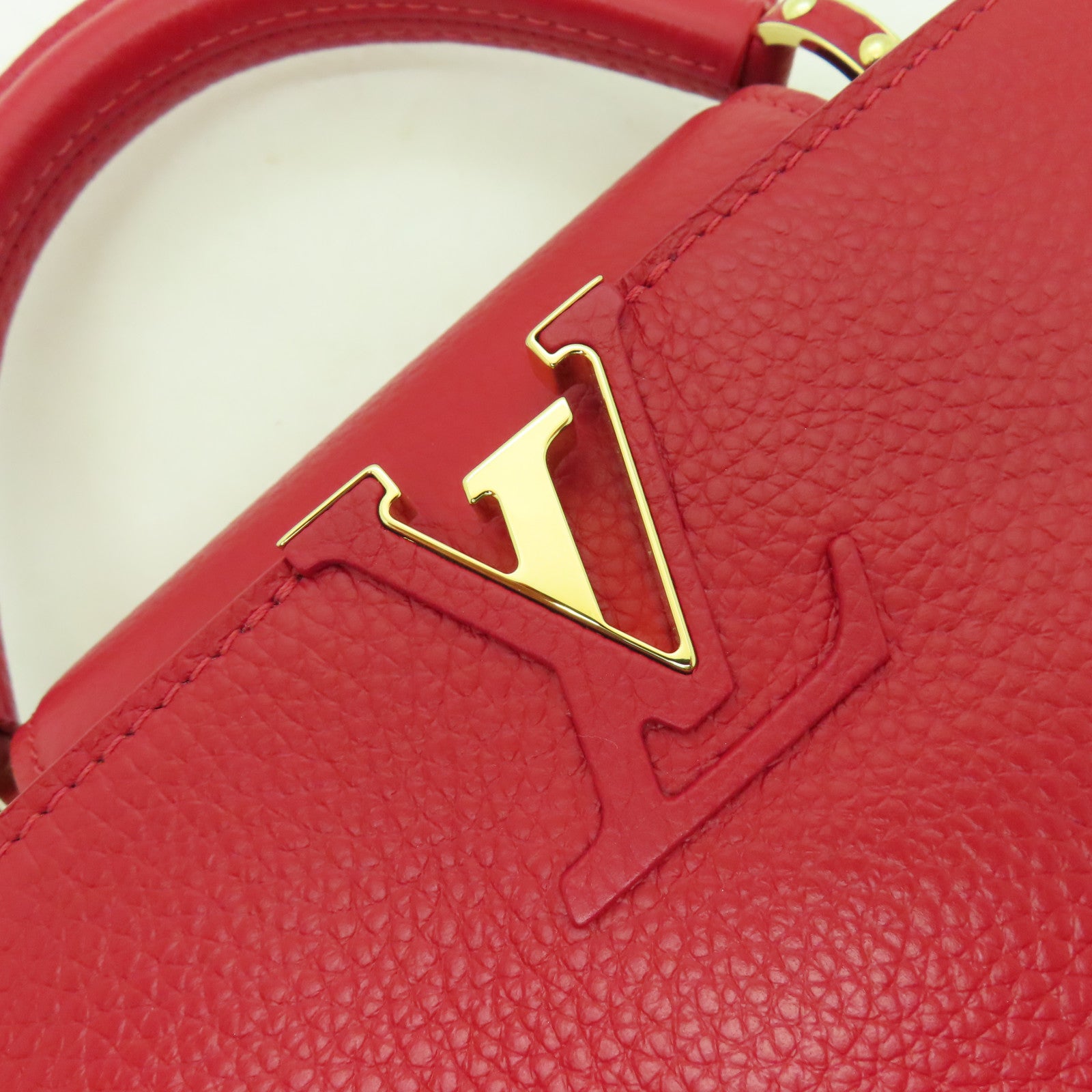 LOUIS VUITTON Taurillon皮革Capucines BB金扣手挽肩背兩用袋紅色