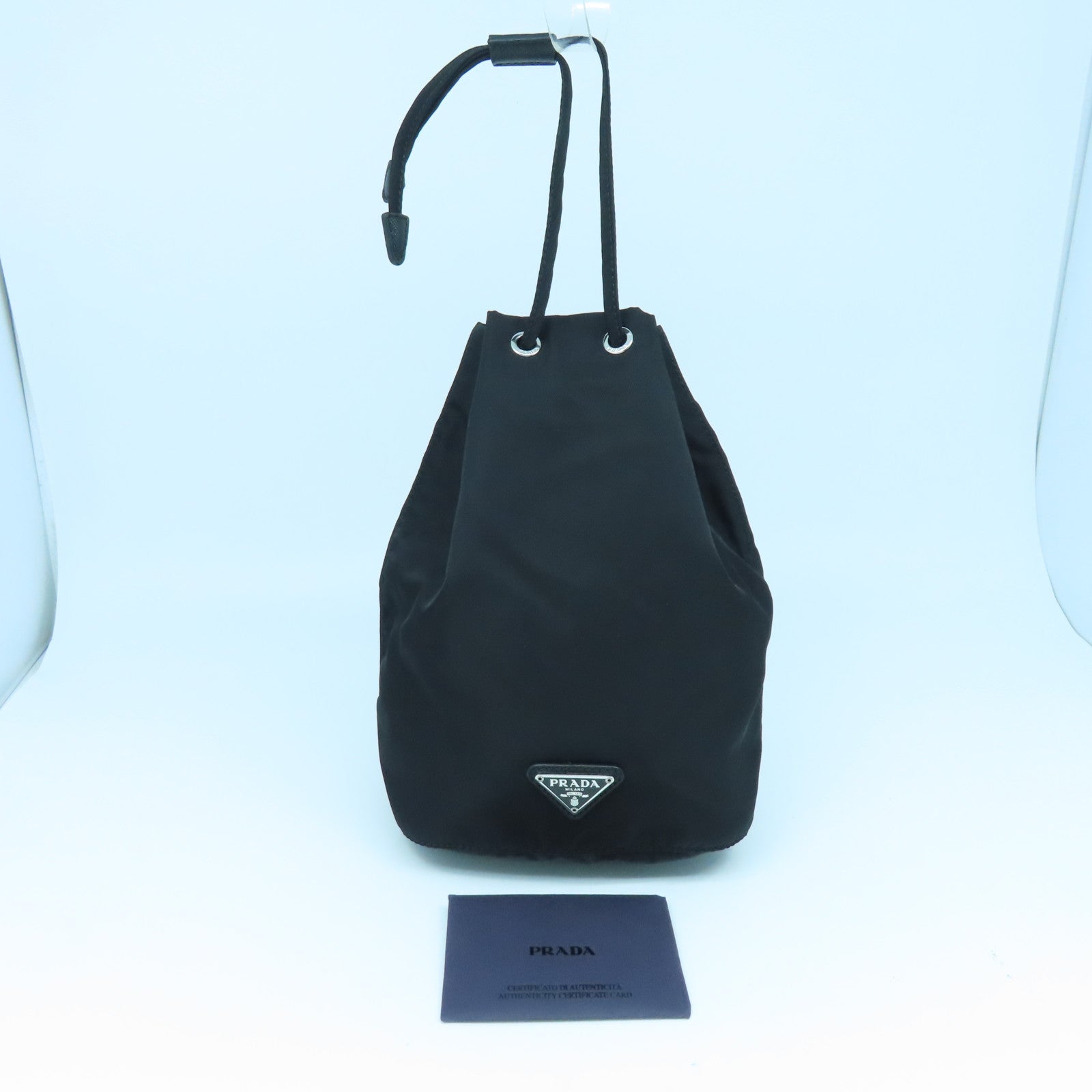 PRADA 尼龙Handbag银扣手挽袋黑色