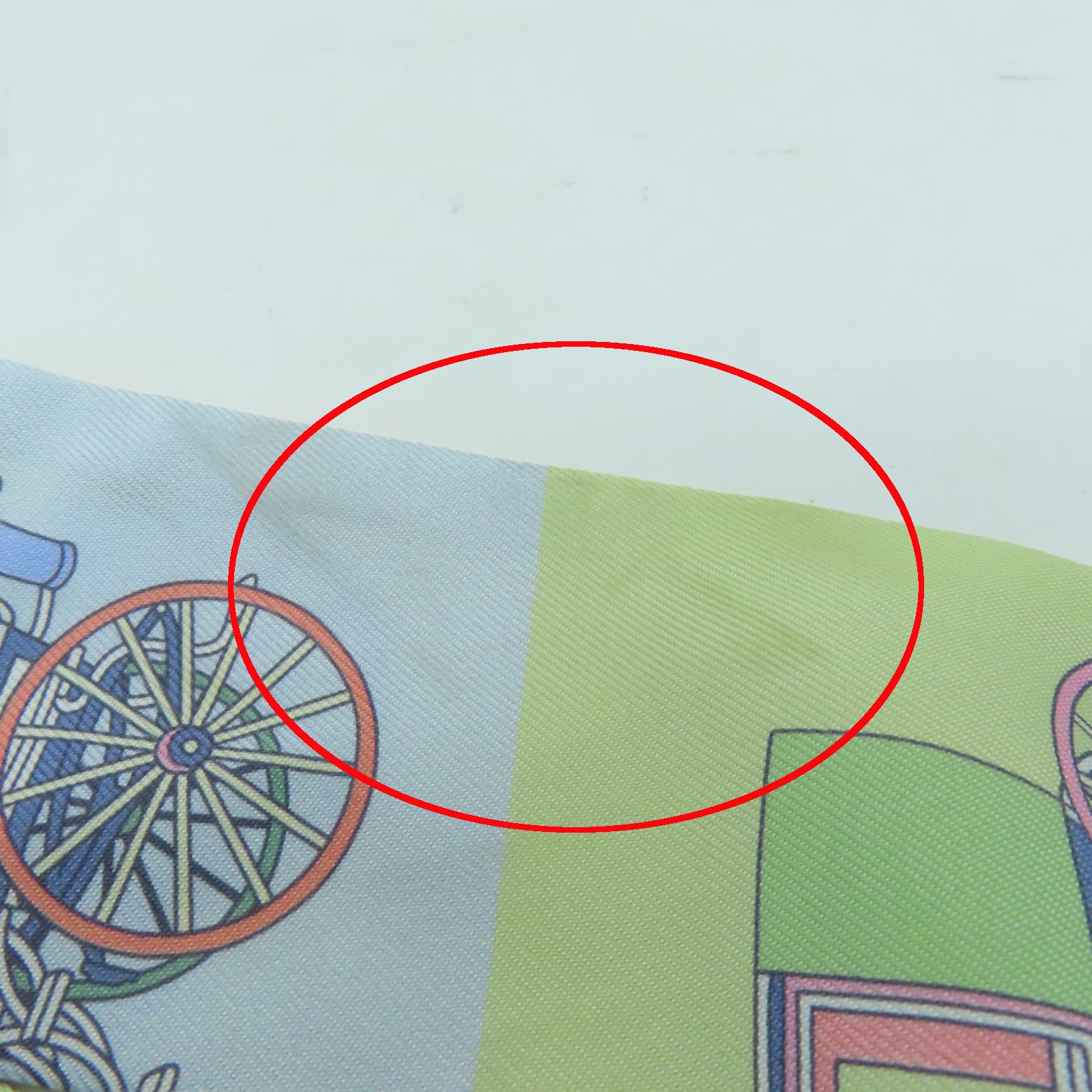 HERMES 絲質Twilly絲巾彩色
