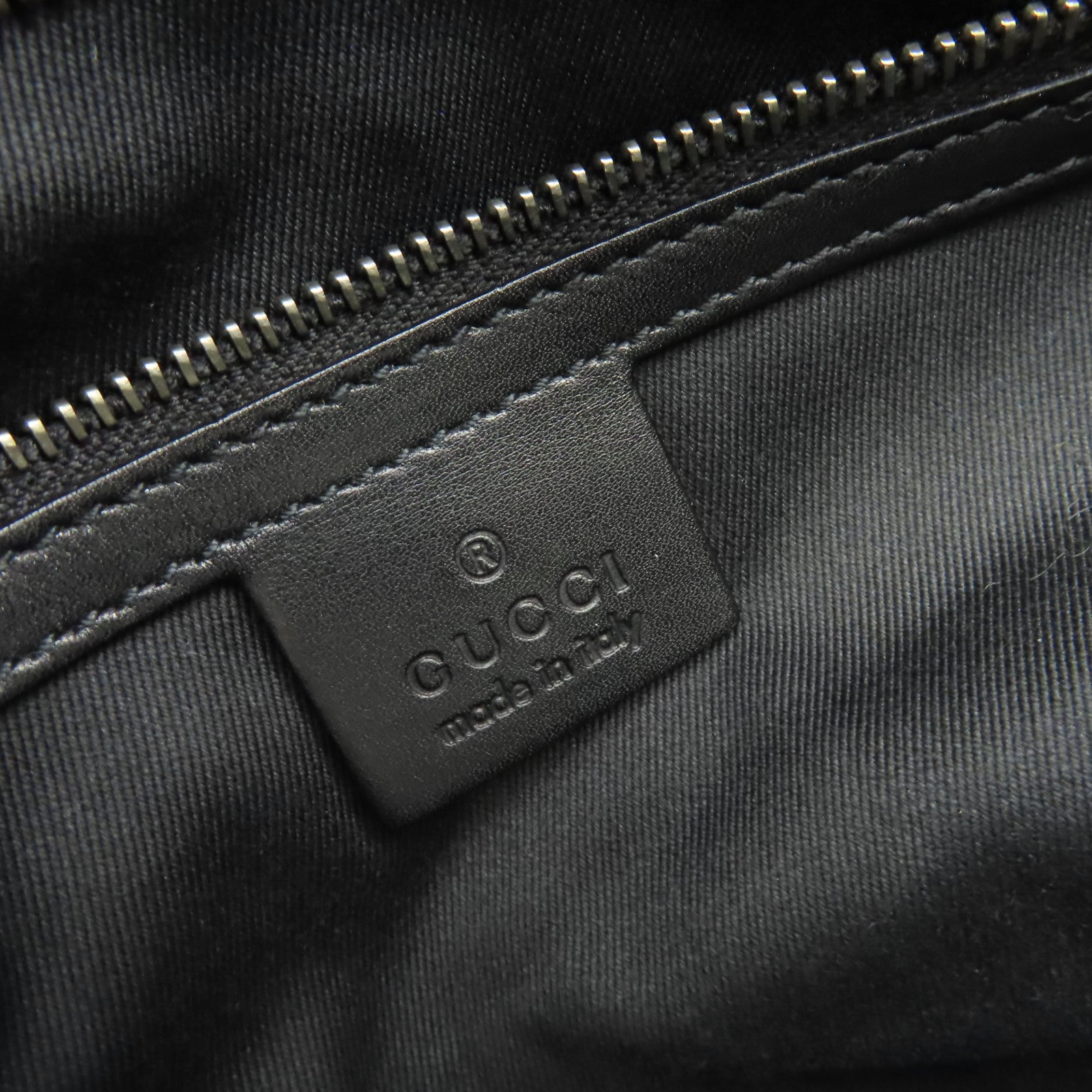 GUCCI GG帆布Shoulder Bag肩背袋黑色