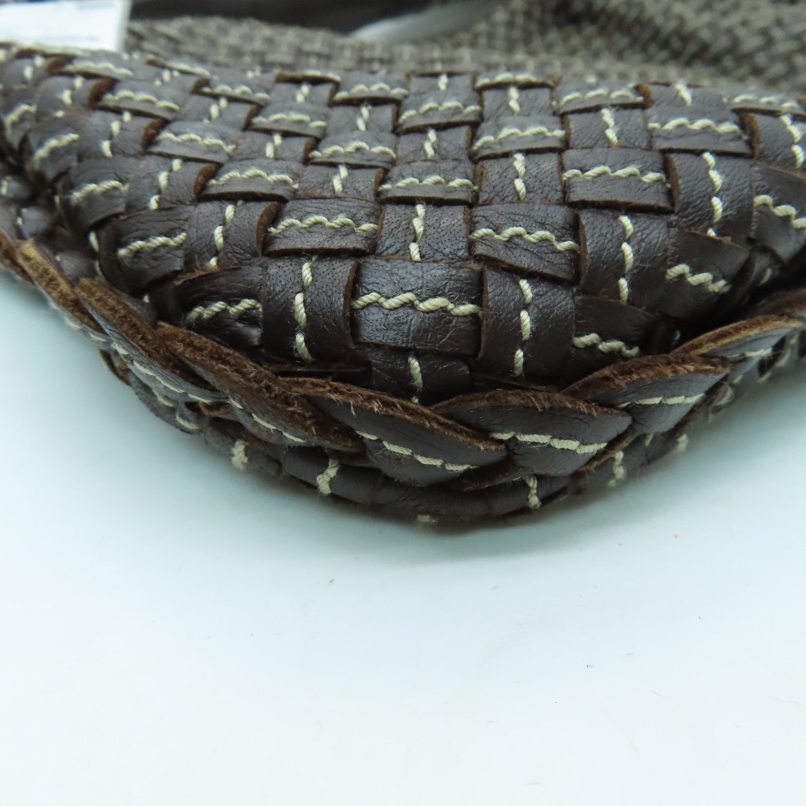BOTTEGA VENETA 织纹皮革Shoulder Bag肩背袋啡色