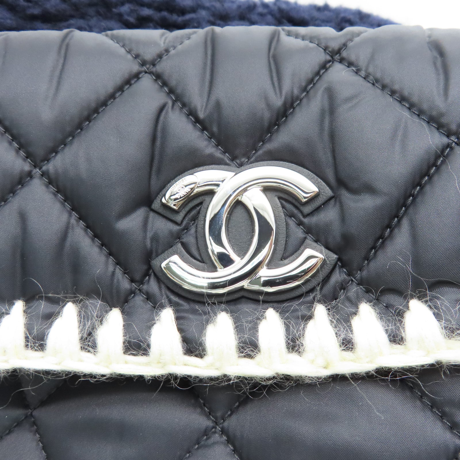 CHANEL Rhombus Wool/Nylon Tote Bag Silver Buckle Chain Belt Handle Bag Dark Blue/Black