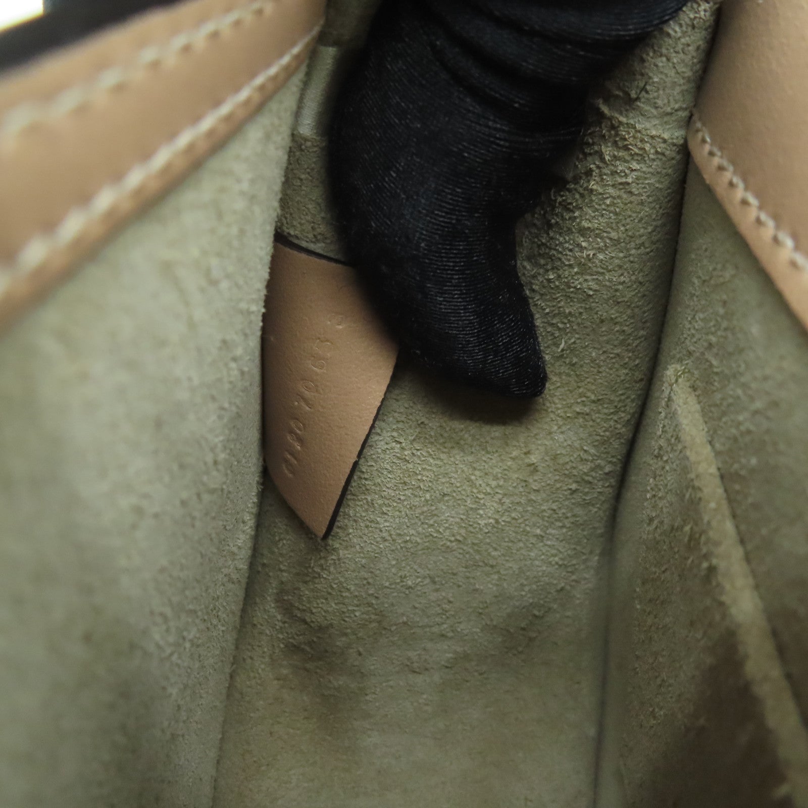 Chloe 牛皮/麂皮皮革Shoulder Bag金扣肩背袋米色