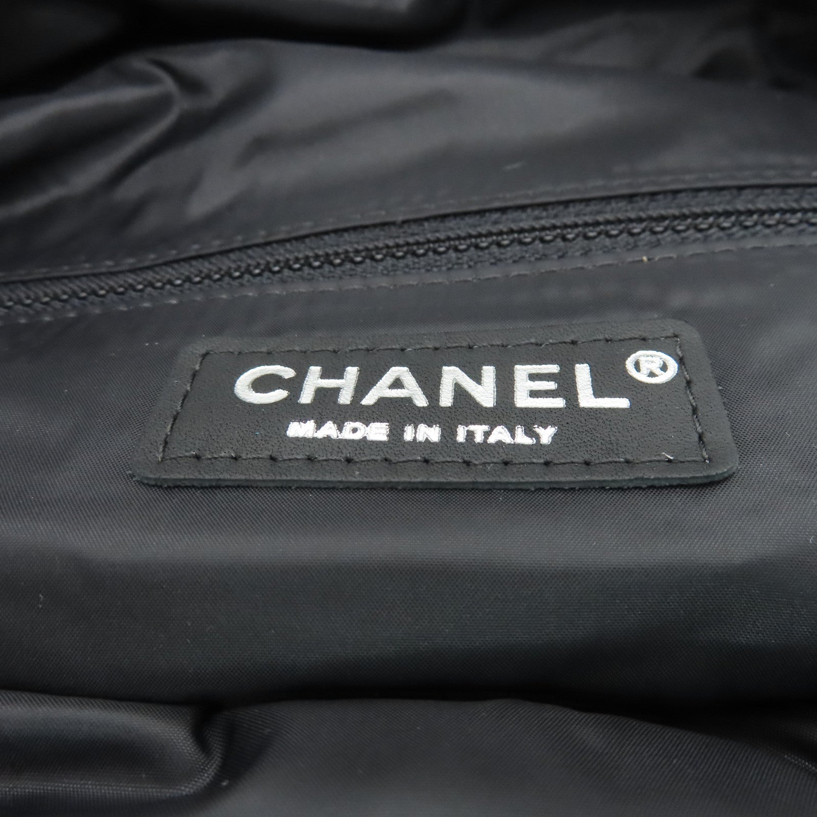 CHANEL Rhombus Wool/Nylon Tote Bag Silver Buckle Chain Belt Handle Bag Dark Blue/Black