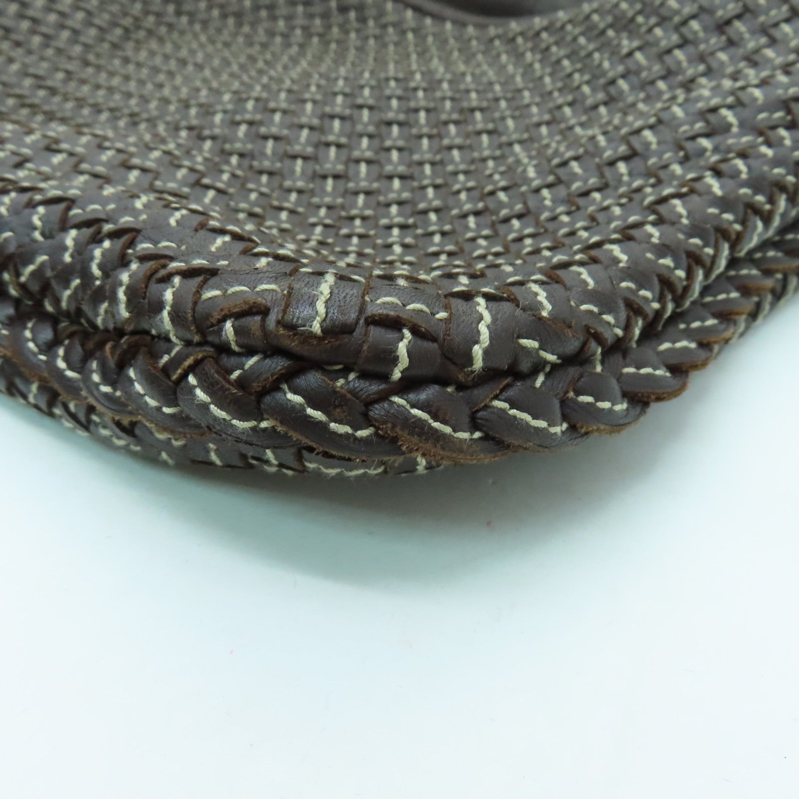 BOTTEGA VENETA 织纹皮革Shoulder Bag肩背袋啡色