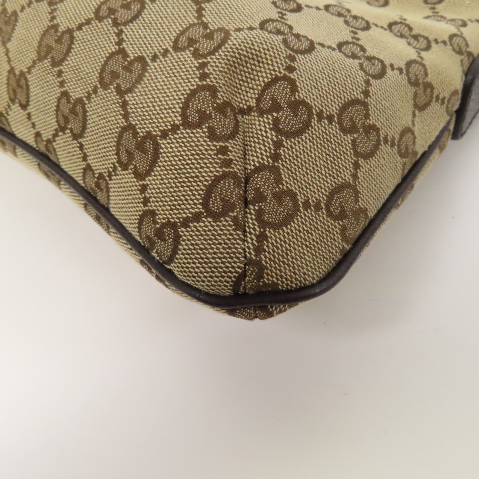 GUCCI 帆布Messenger Bag銀扣肩背袋啡色